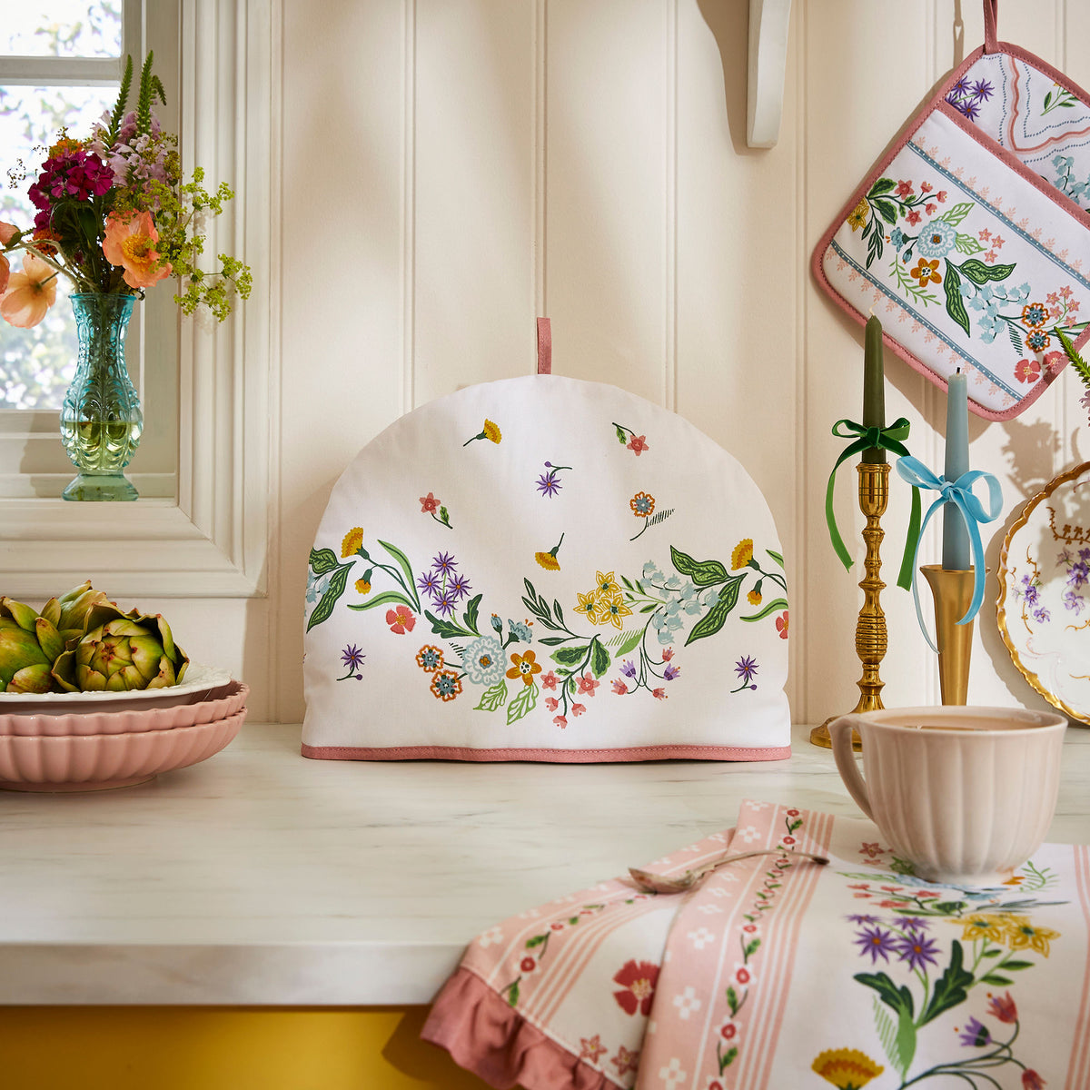 Ulster Weavers Petals and Prose Thermal Tea Cosy Pink