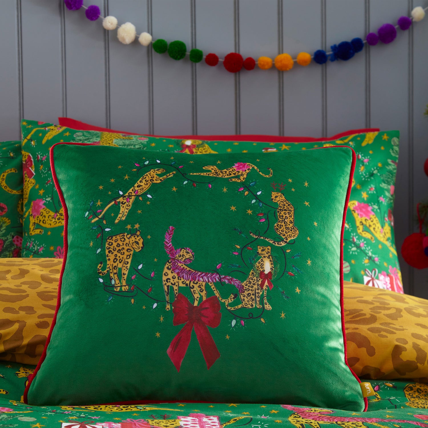 Purrfect Christmas Festive Junior Childrens Bedding Green Gold