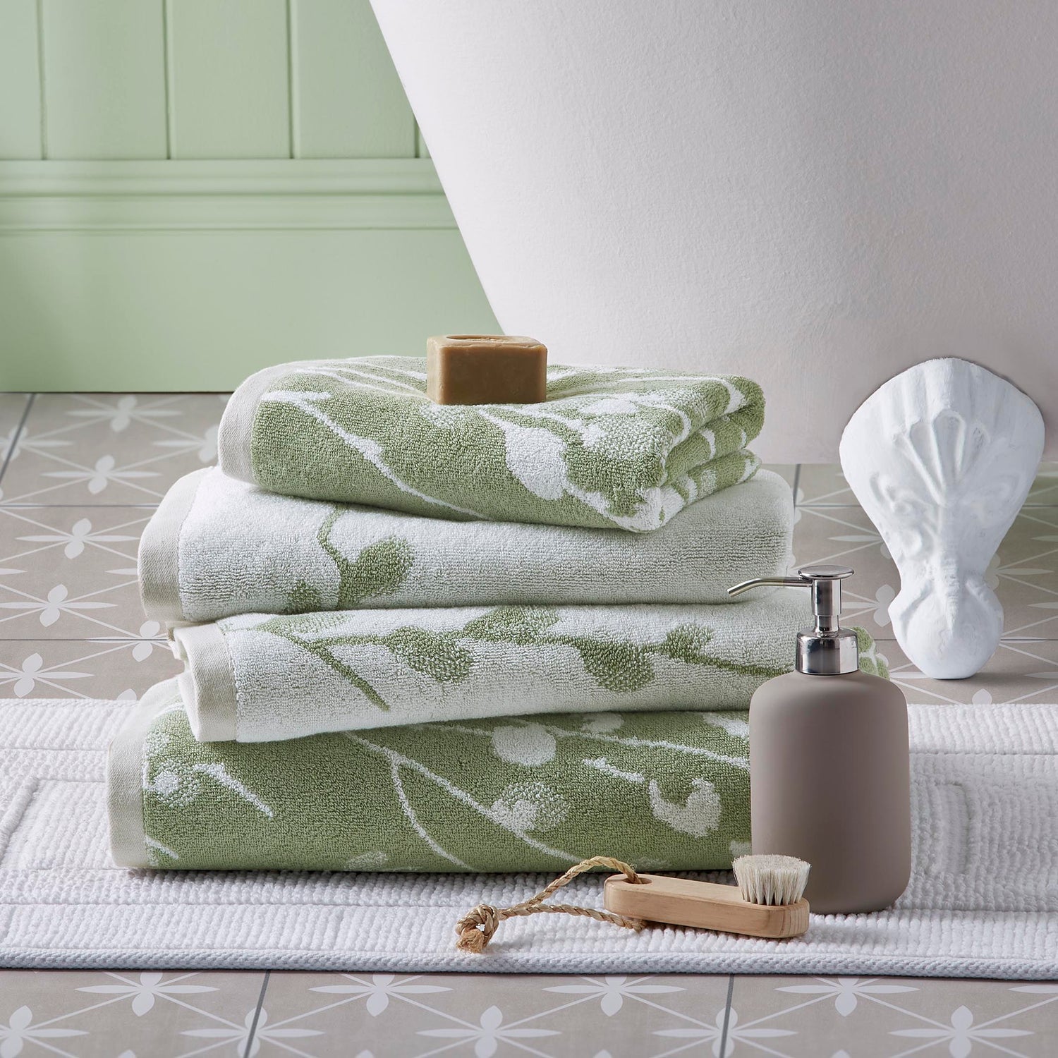 Laura Ashley Pussy Willow Towel Hedgerow