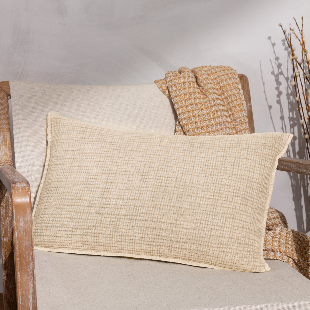 Yard Ribble Acid Wash Cotton 40cm x 60cm Filled Boudoir Natural