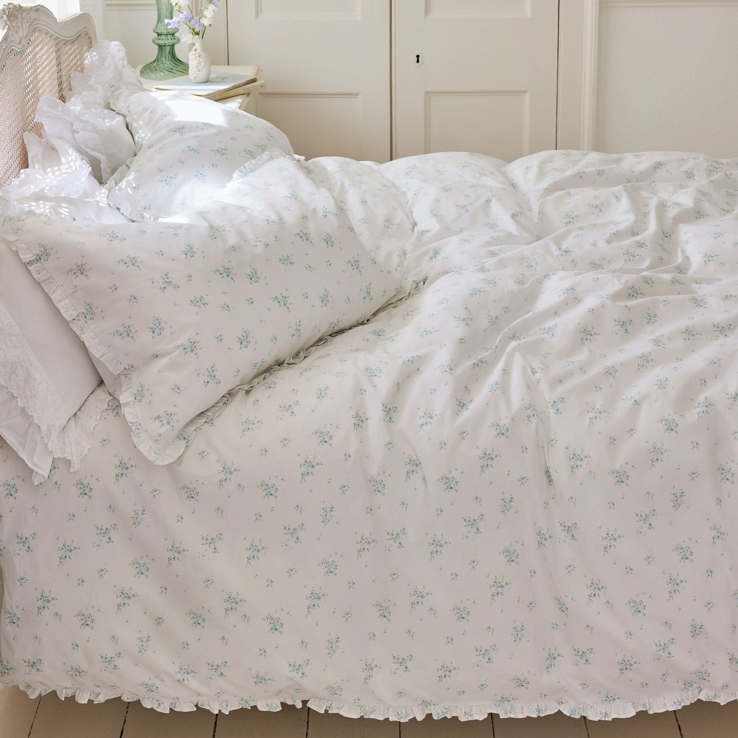 Shabby Chic By Rachel Ashwell Rosabelle Pillowcase Housewife Baby Blue
