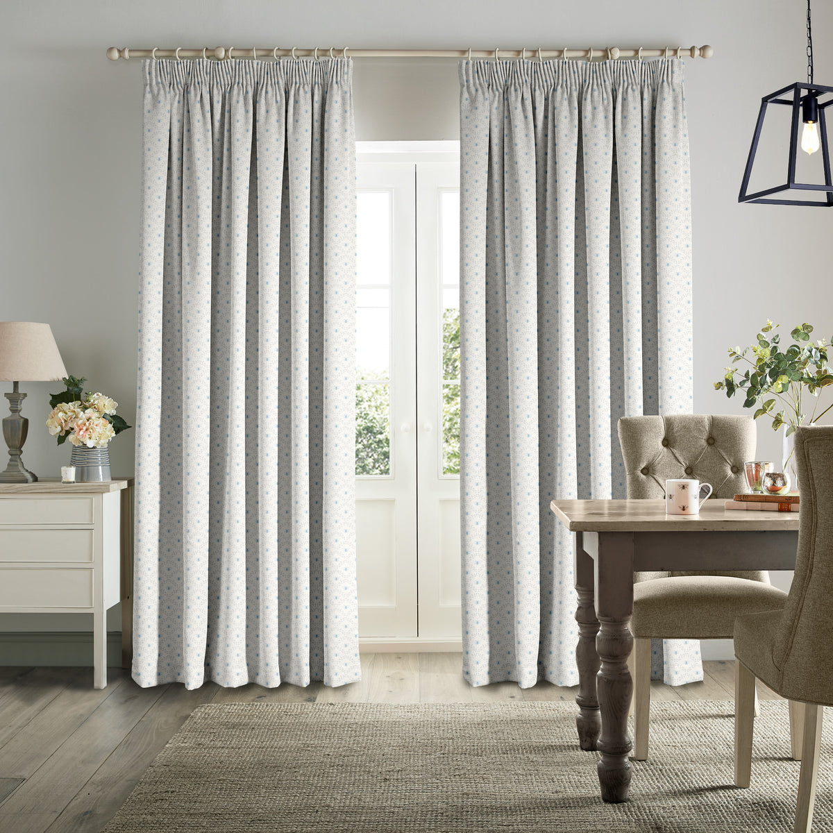 Sophie Allport Bees And Leaves Made To Measure Curtains White