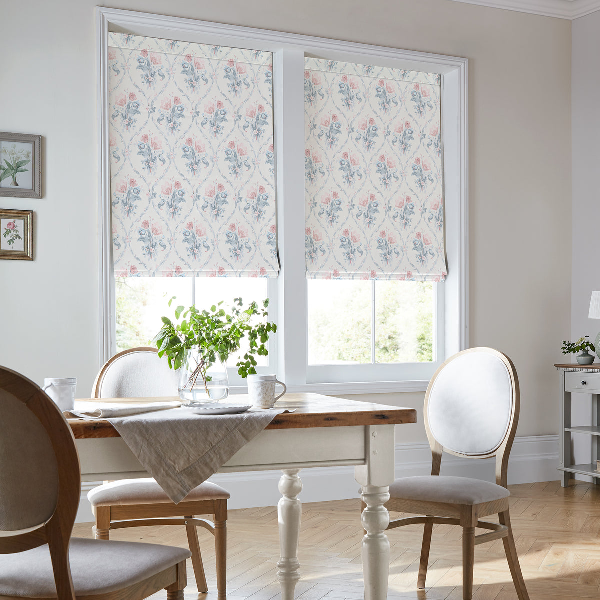 Laura Ashley Scarborough Fair Made to Measure Roman Blind Blush