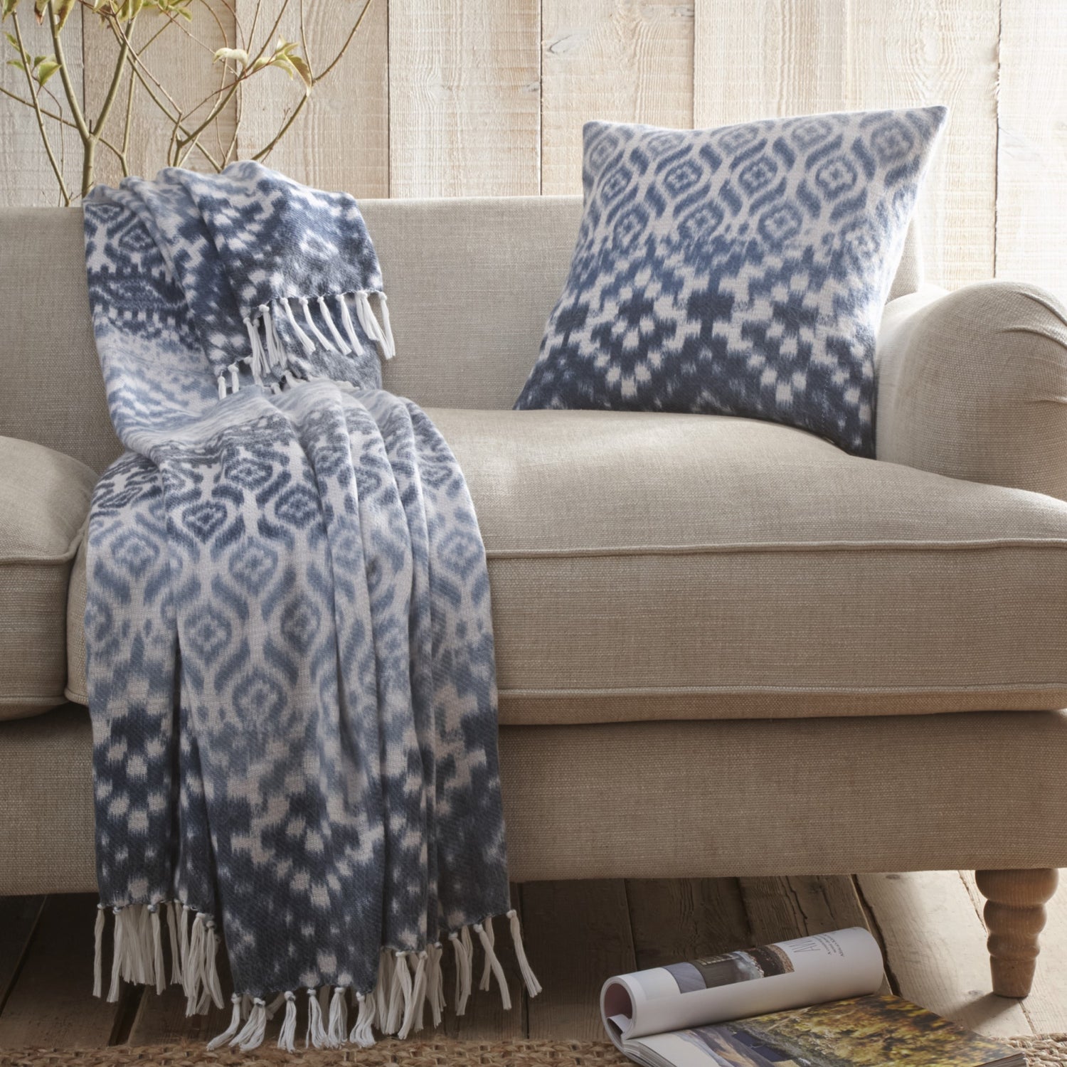 Appletree Sakari Tassled 130cm x 180cm Bedspread Blue