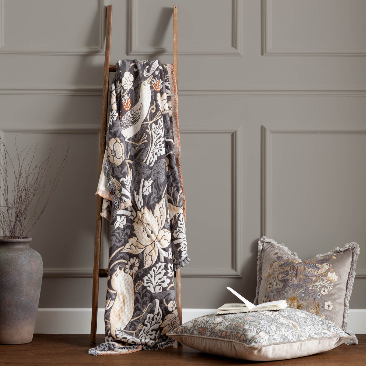 Morris & Co. Strawberry Thief Jacquard 130cm x 170cm Throw Biscuit