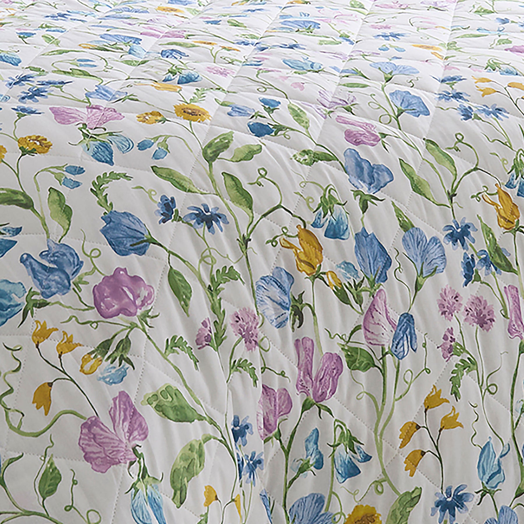 Dreams and Drapes Sweetpea Floral Quilted 200cm x 200cm Bedspread Set Lilac