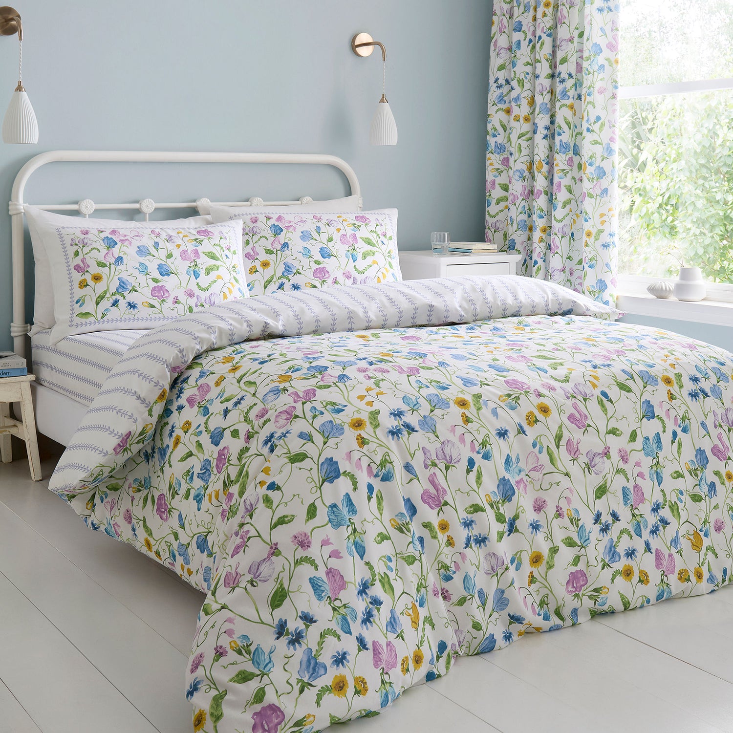 Dreams & Drapes Sweetpea Floral Duvet Cover Bedding Set Lilac