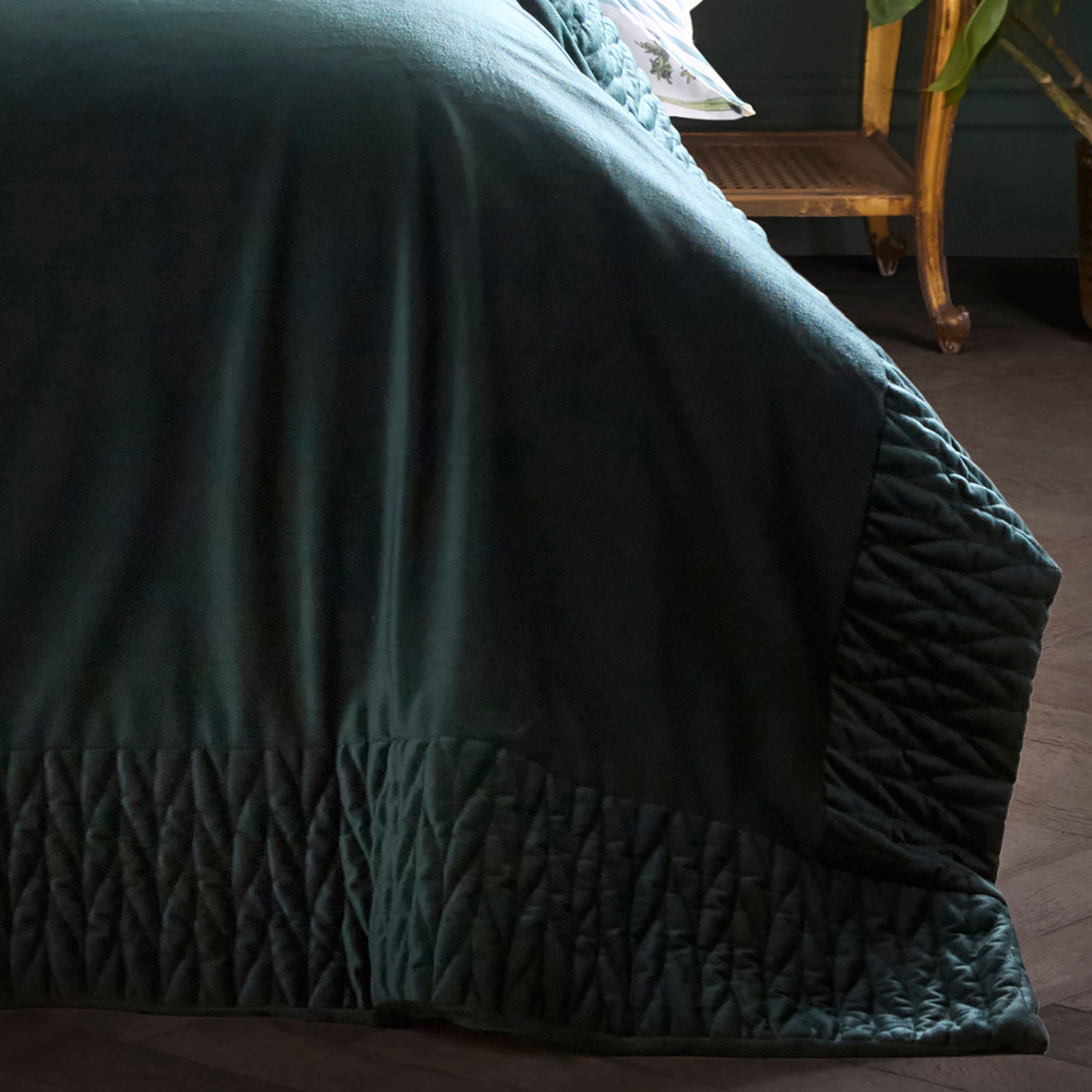 Laurence Llewelyn-Bowen Siena Velvet 150cmx220cm Bedspread Bottle Green