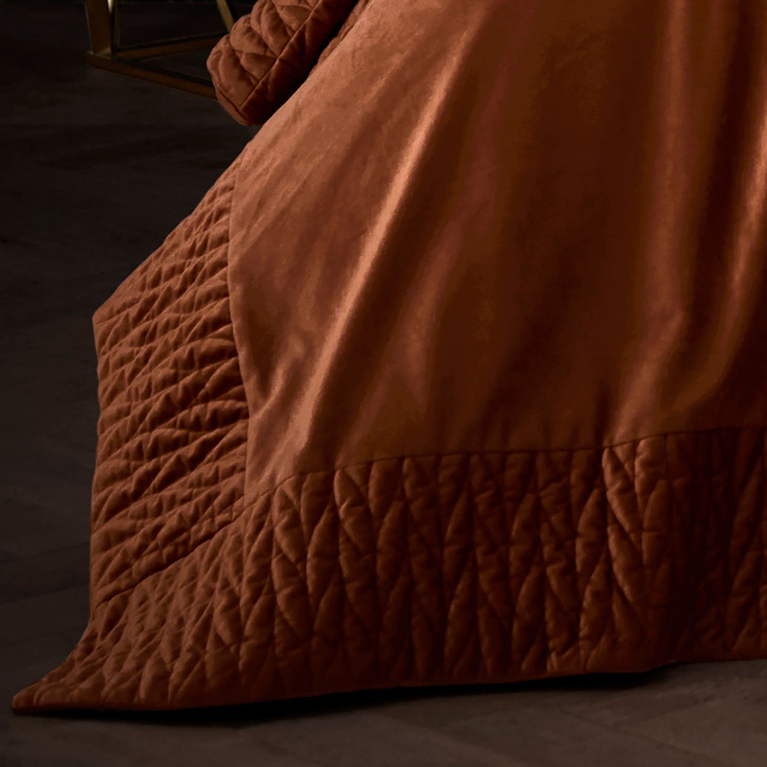 Laurence Llewelyn-Bowen Siena Velvet 150cmx220cm Bedspread Spice