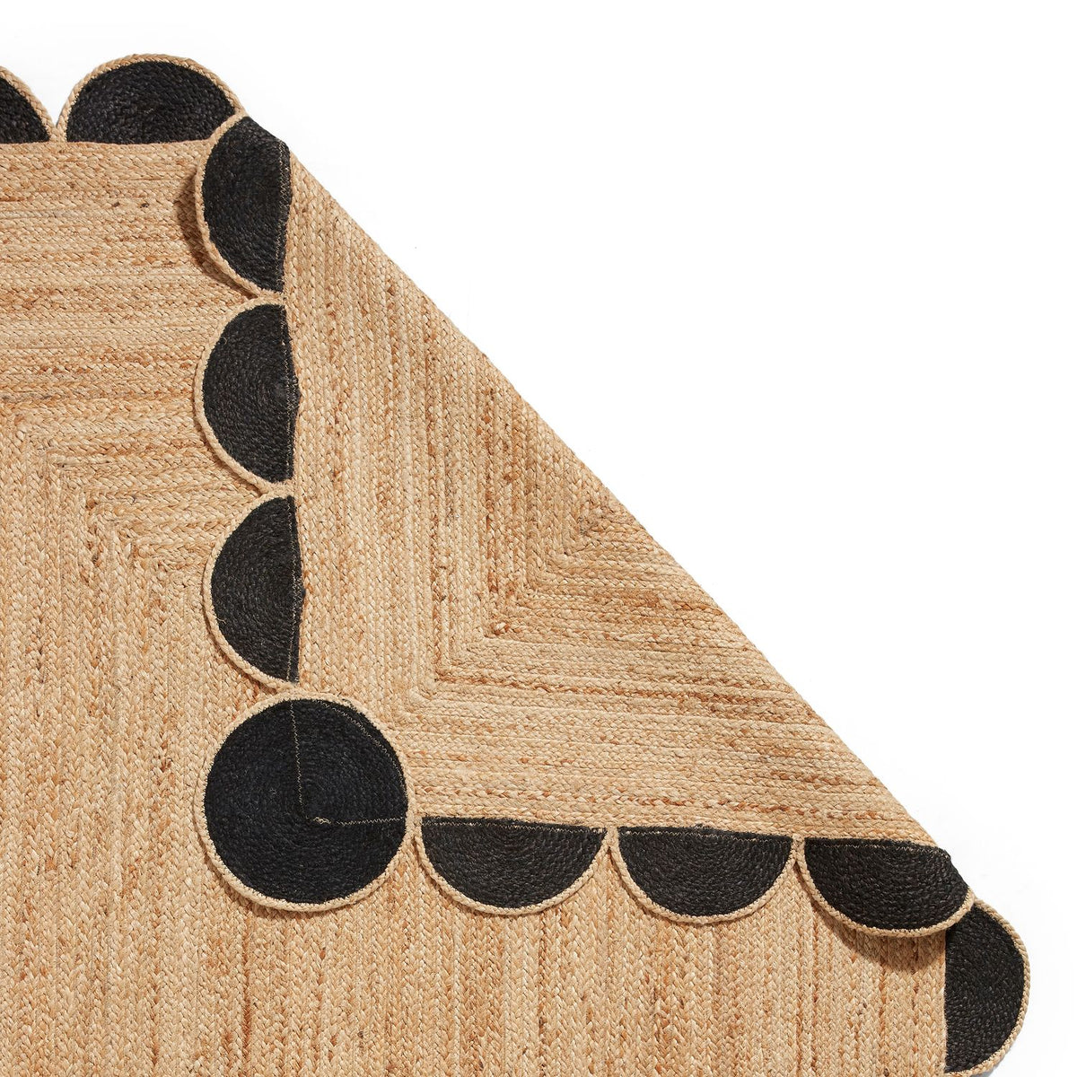 Savannah Black Scallop Jute Natural Material Rug Black Jute