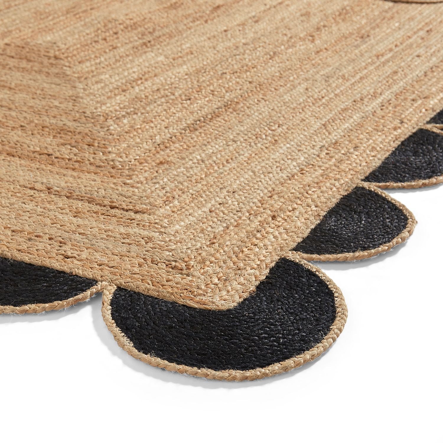 Savannah Black Scallop Jute Natural Material Rug Black Jute