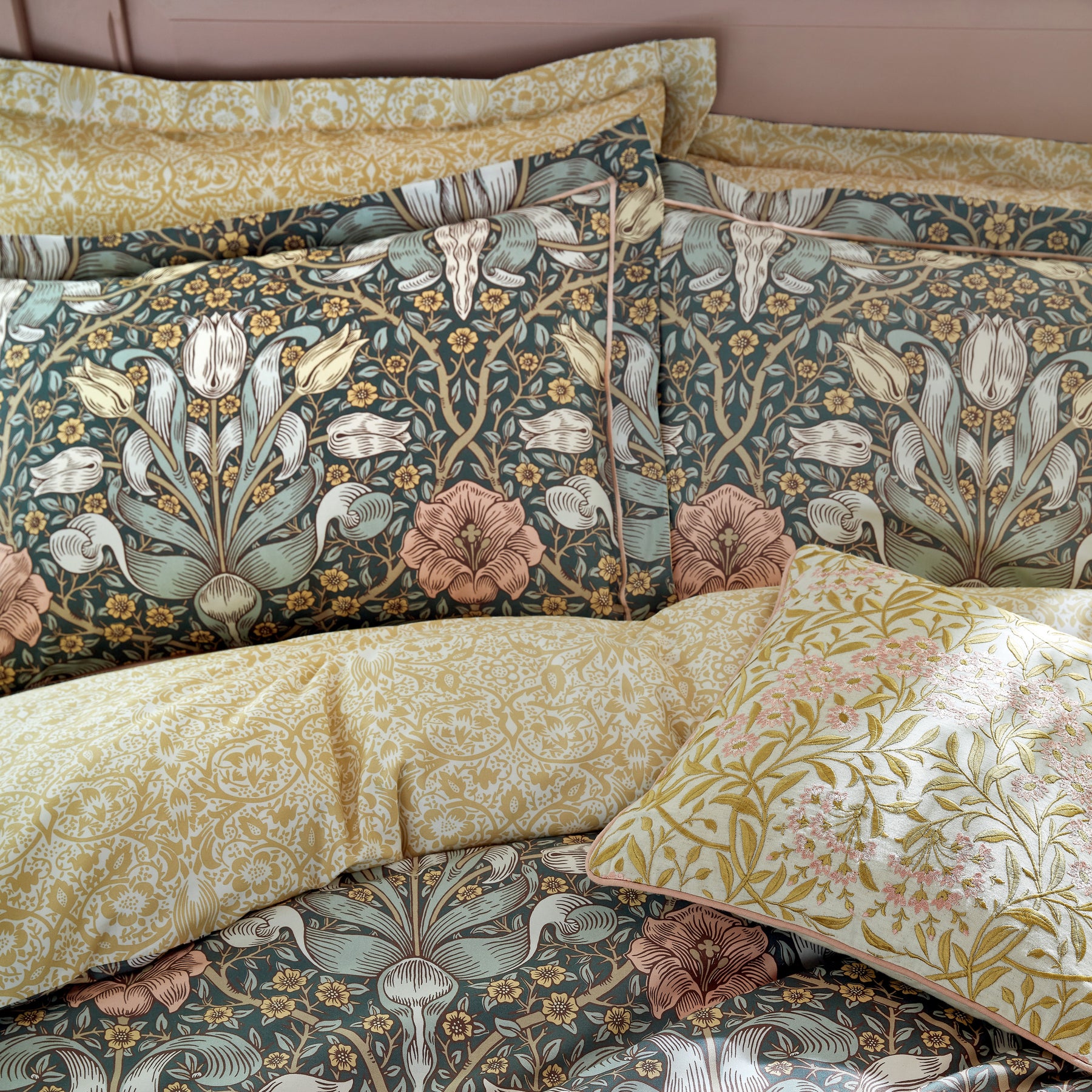 William Morris At Home Spring Thicket Pair of Oxford Pillowcases Mineral