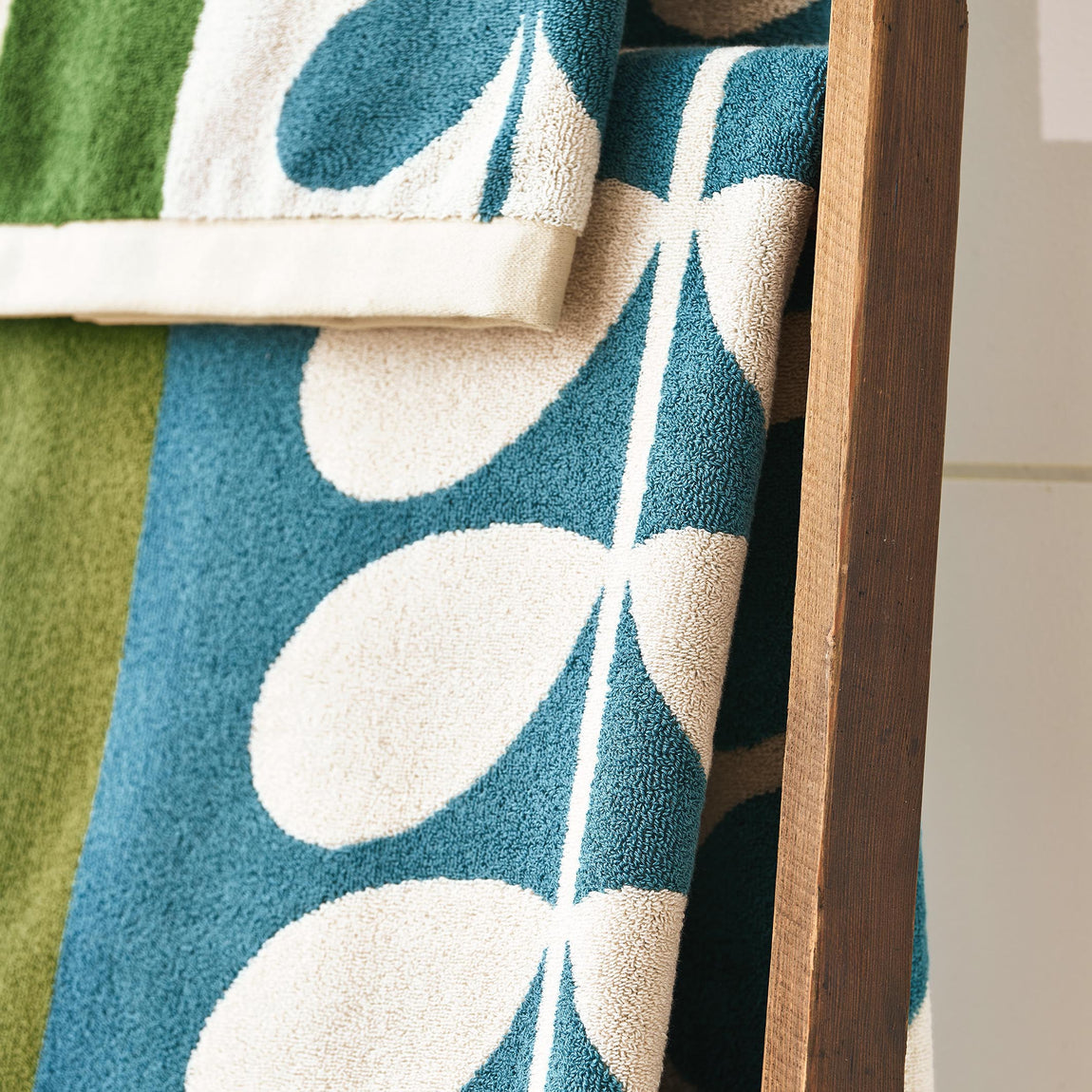 Orla Kiely Stem Check Towel Willow