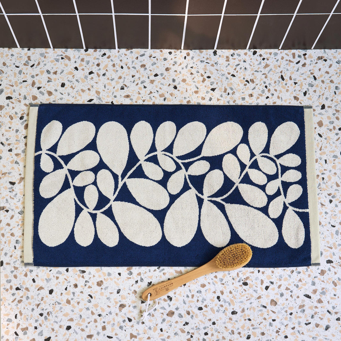 Orla Kiely Sycamore Stripe Towel Dusk Blue