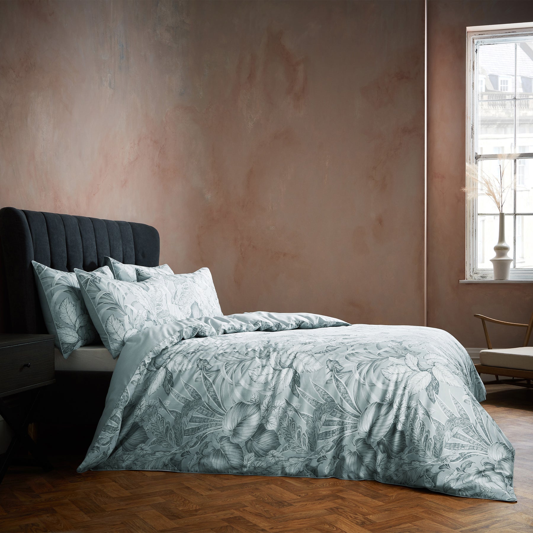 Edinburgh Weavers Tivoli Tropical Piped Duvet Cover Bedding Set Cirrus