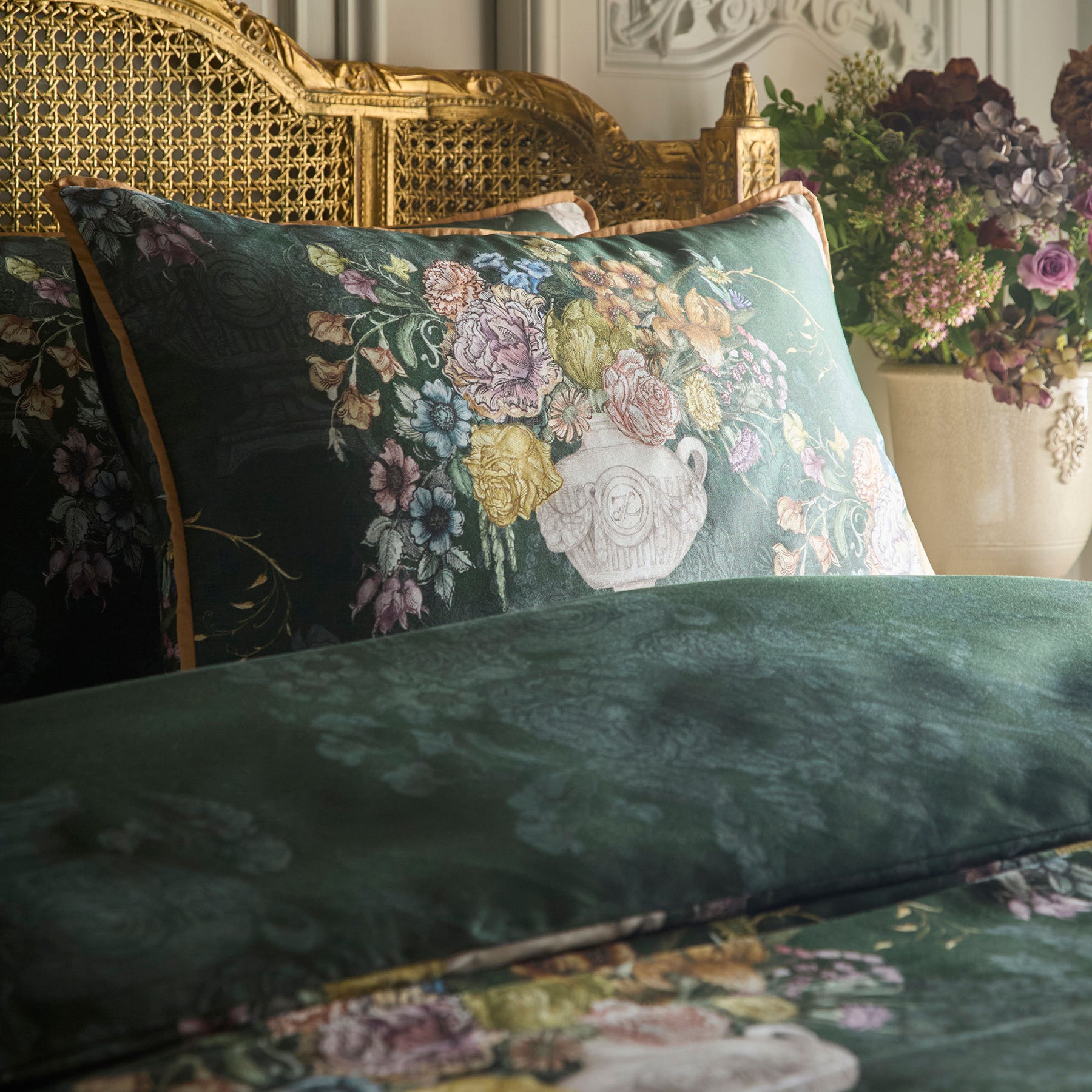 Laurence Llewelyn-Bowen Tuscan Holiday Duvet Cover Bedding Set Green