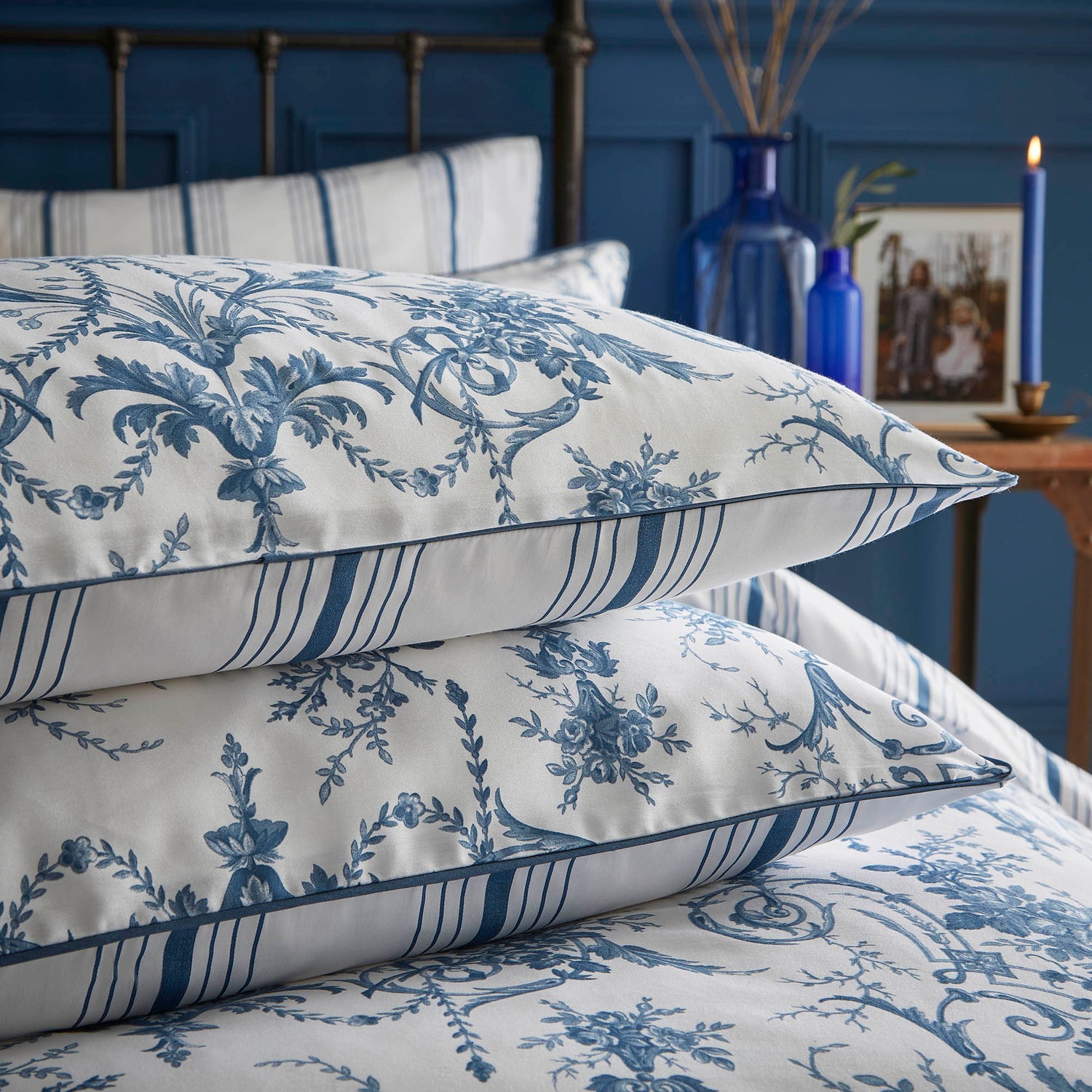 Laura Ashley Tuileries Duvet Cover Bedding Set Midnight