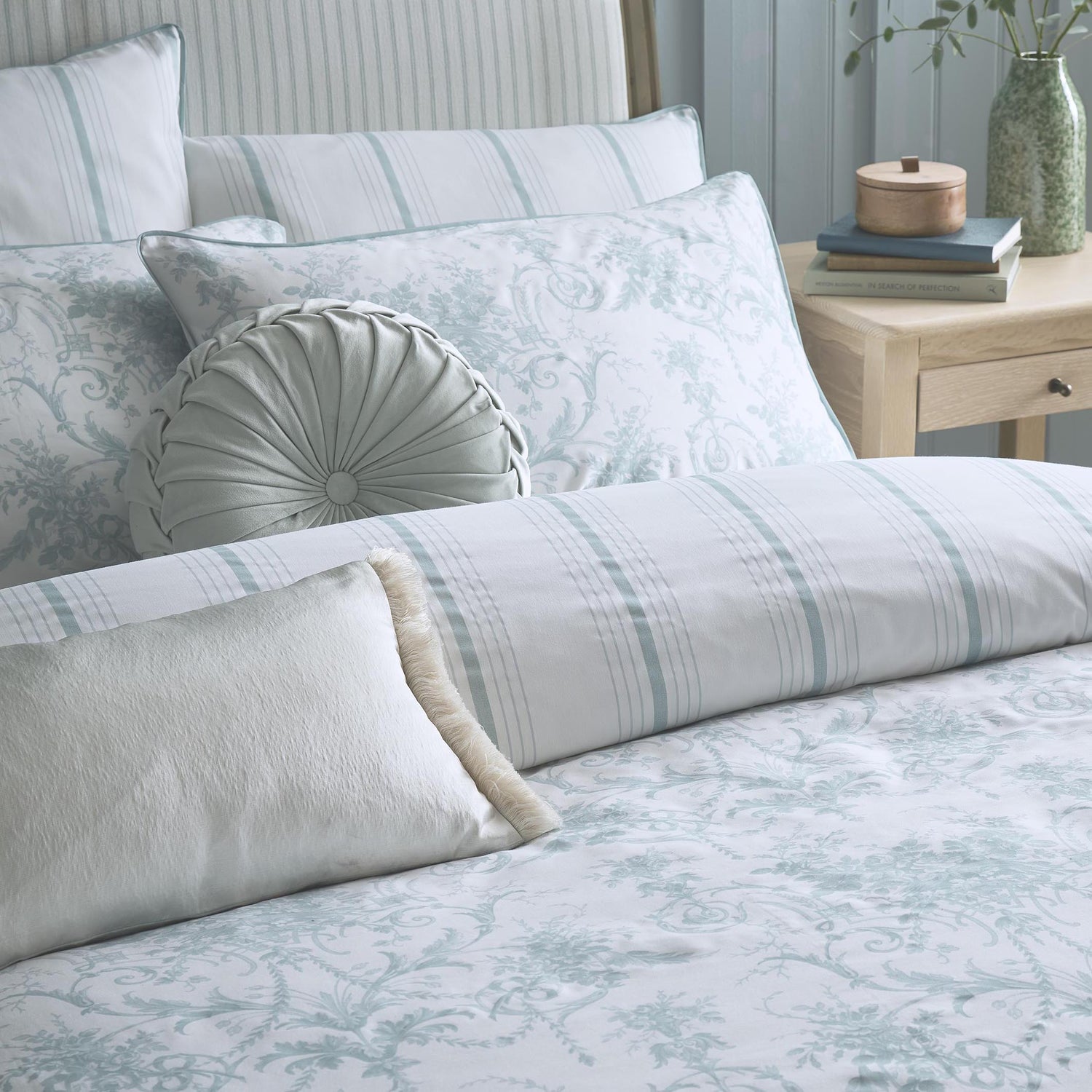 Laura Ashley Tuileries Pillowcase Housewife Seaspray