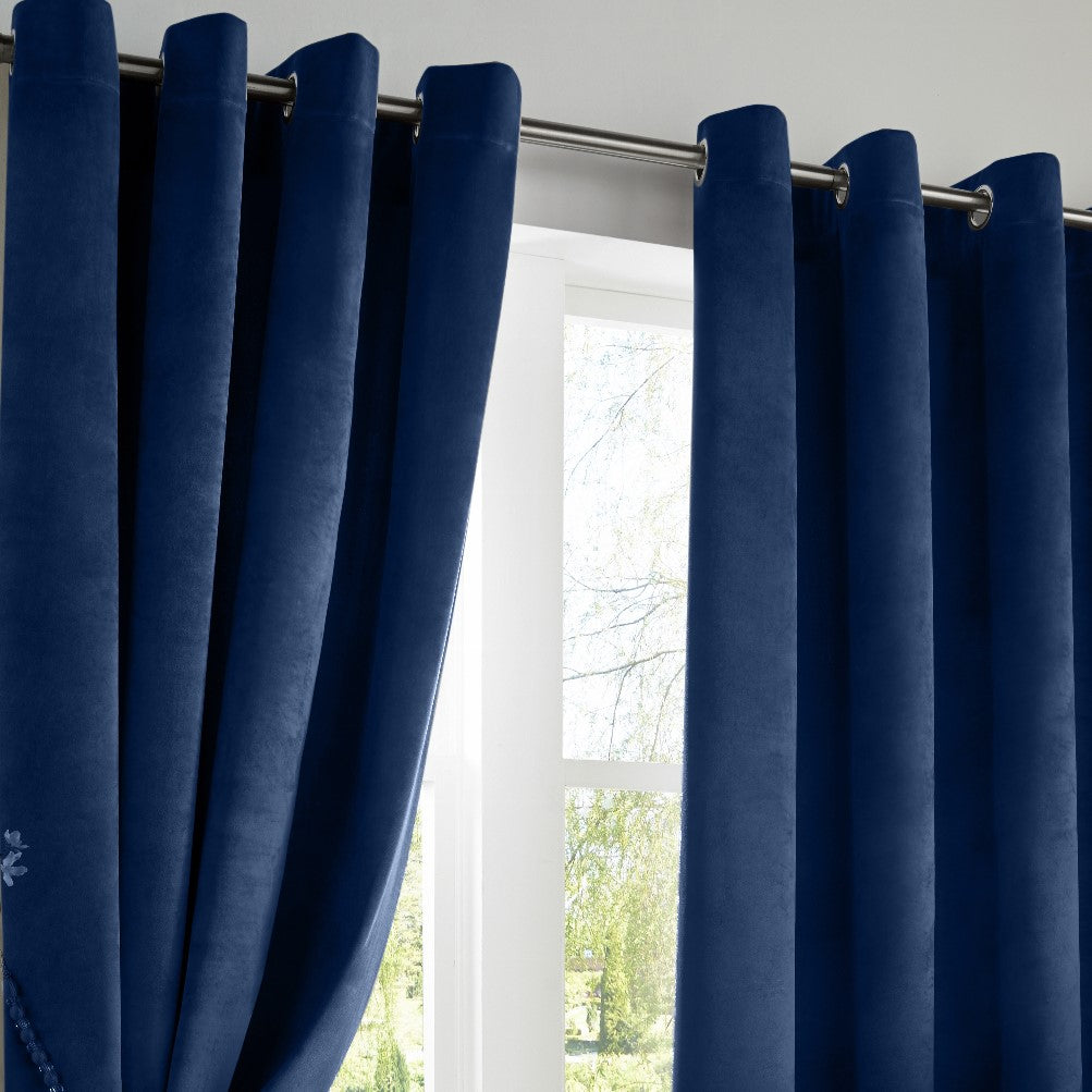 Velvet Triple Woven Ready Made Eyelet Blackout Curtains Navy