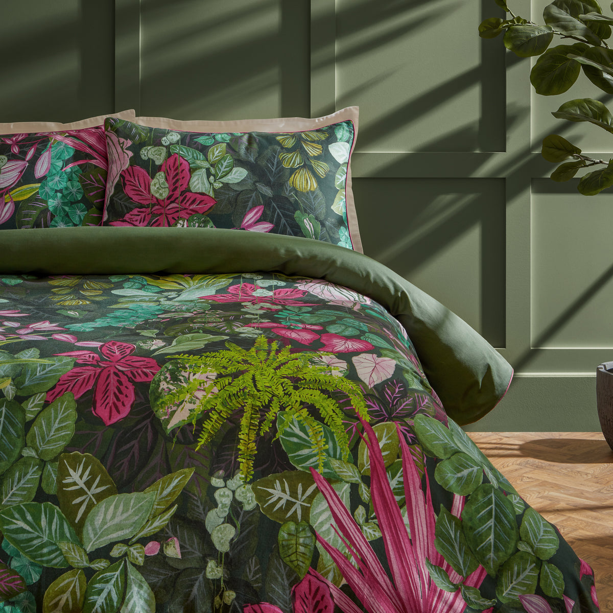 Veadeiros Exotic Floral Duvet Cover Bedding Set Pink Green