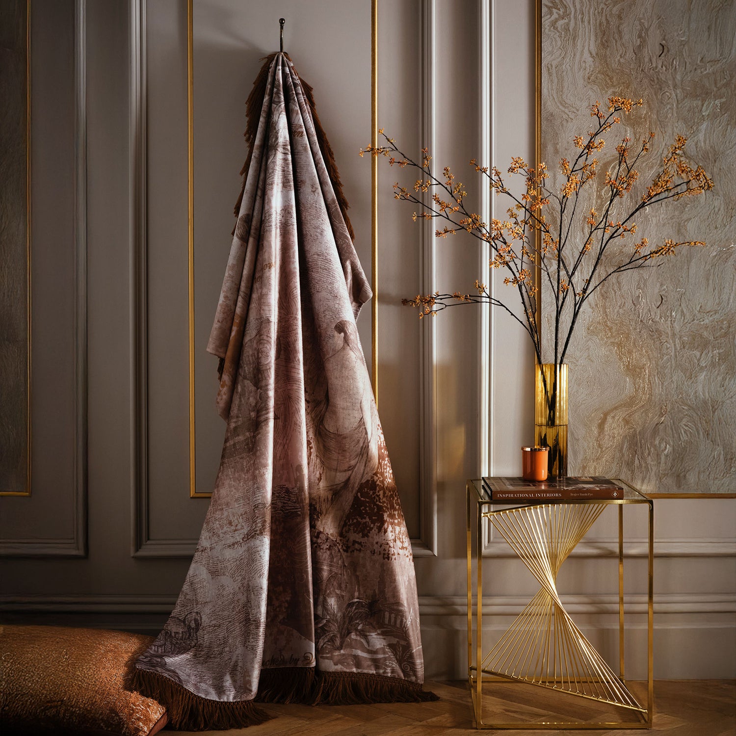 Laurence Llewelyn-Bowen Venus Primavera Soft Touch 130cm x 180cm Throw Natural