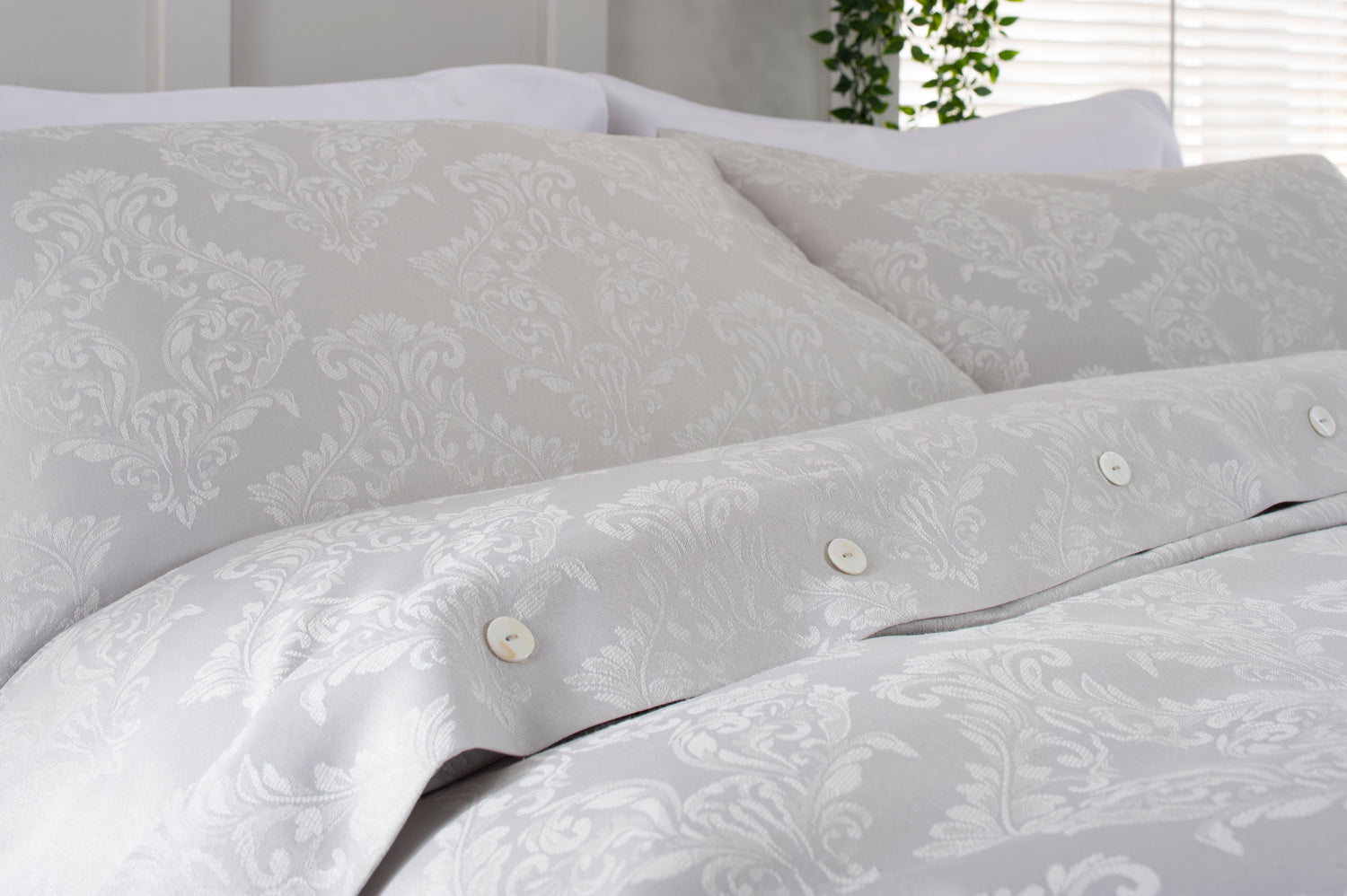 Versailles Luxury Duvet Cover Bedding Set Silver