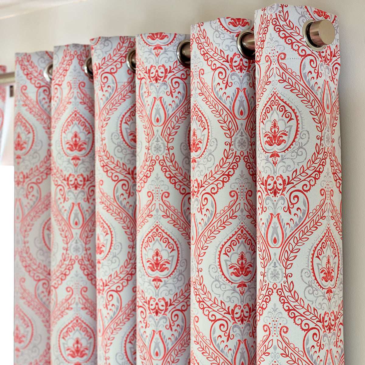 Victoria Triple Woven Ready Made Eyelet Blackout Curtains Red
