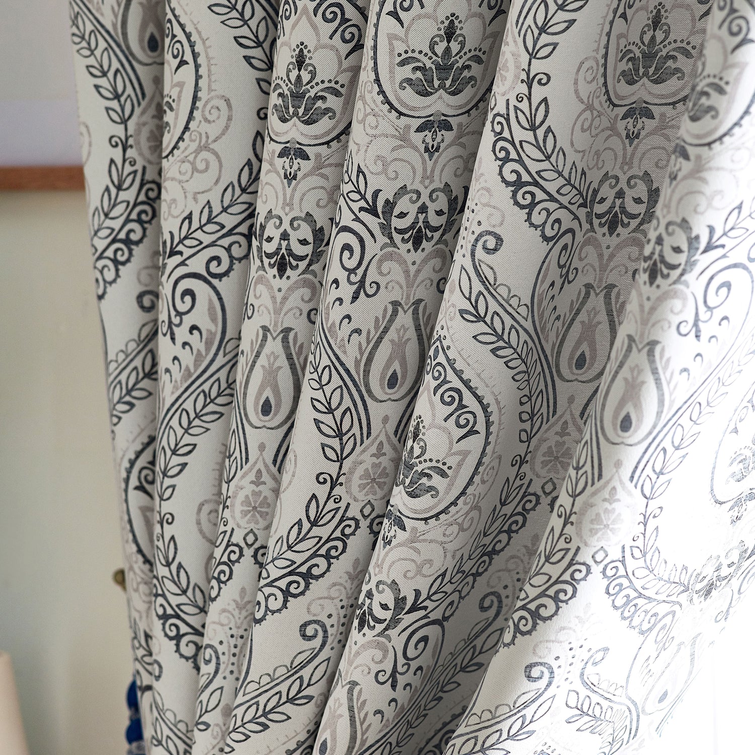 Victoria Triple Woven Ready Made Eyelet Blackout Curtains Silver
