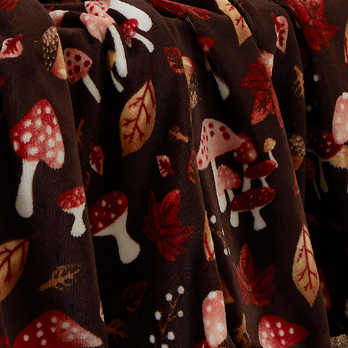 Fusion Woodland Dreams 120cmx150cm Throw Chocolate