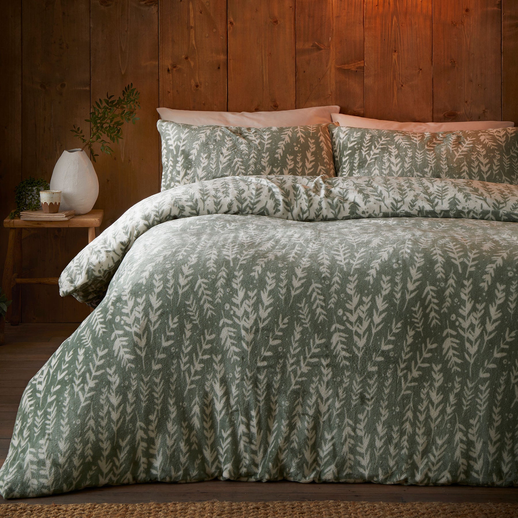 Fusion Winter Foliage Flannel Fleece Duvet Cover Bedding Set Green