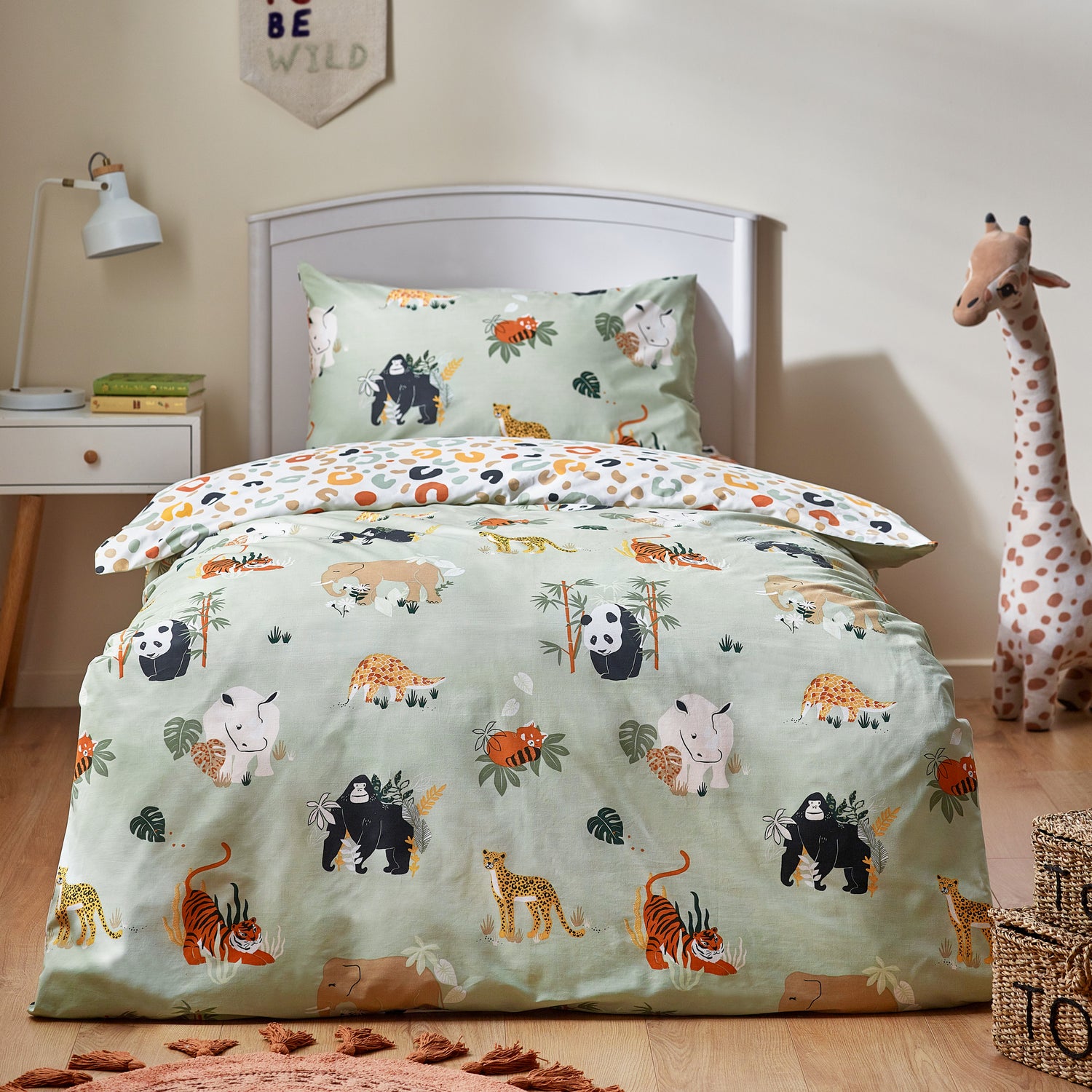 Wildlife Animal Reversible Bedding Set Multi Green