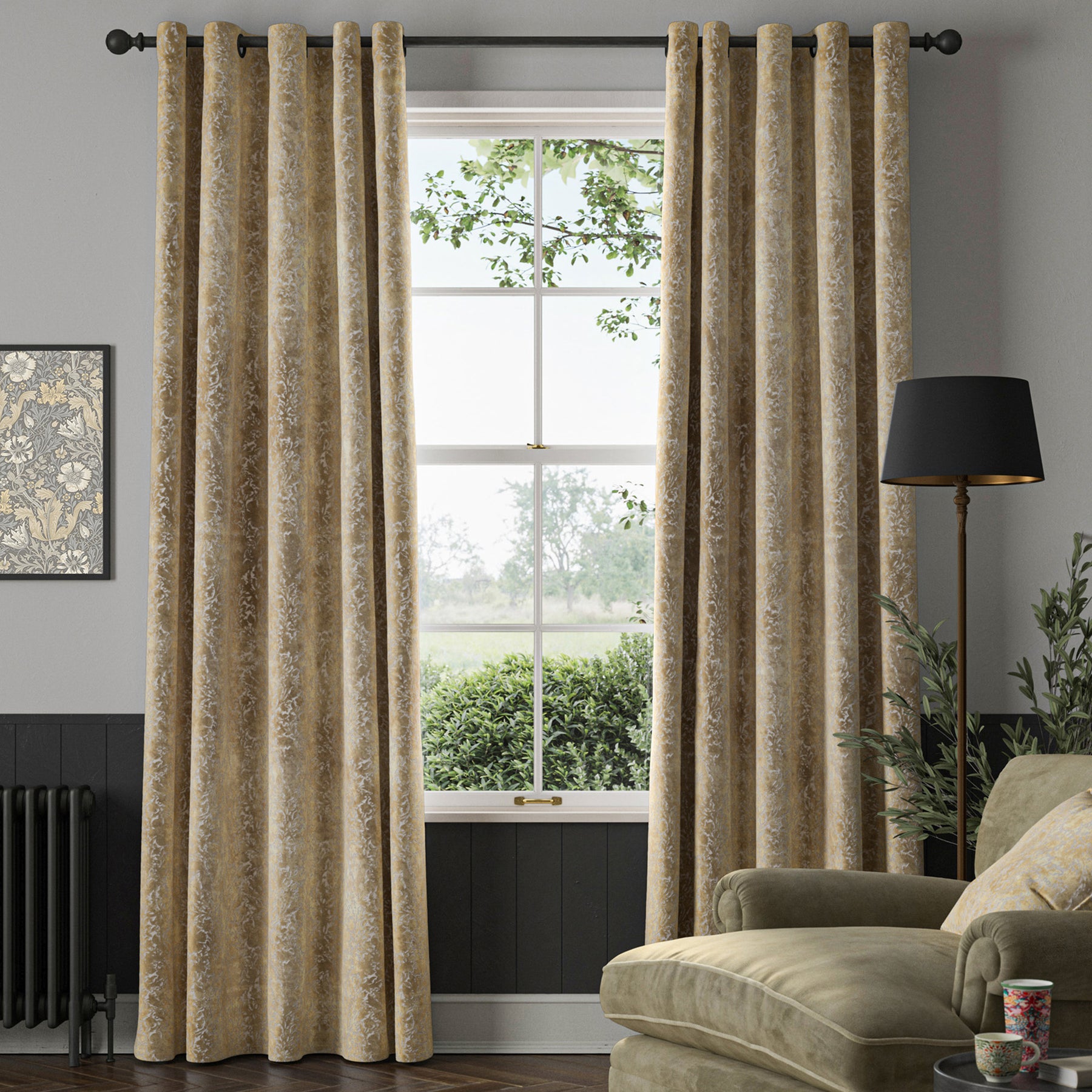 William Morris Compton Silhouette Velvet Made To Measure Roman Blind Barley