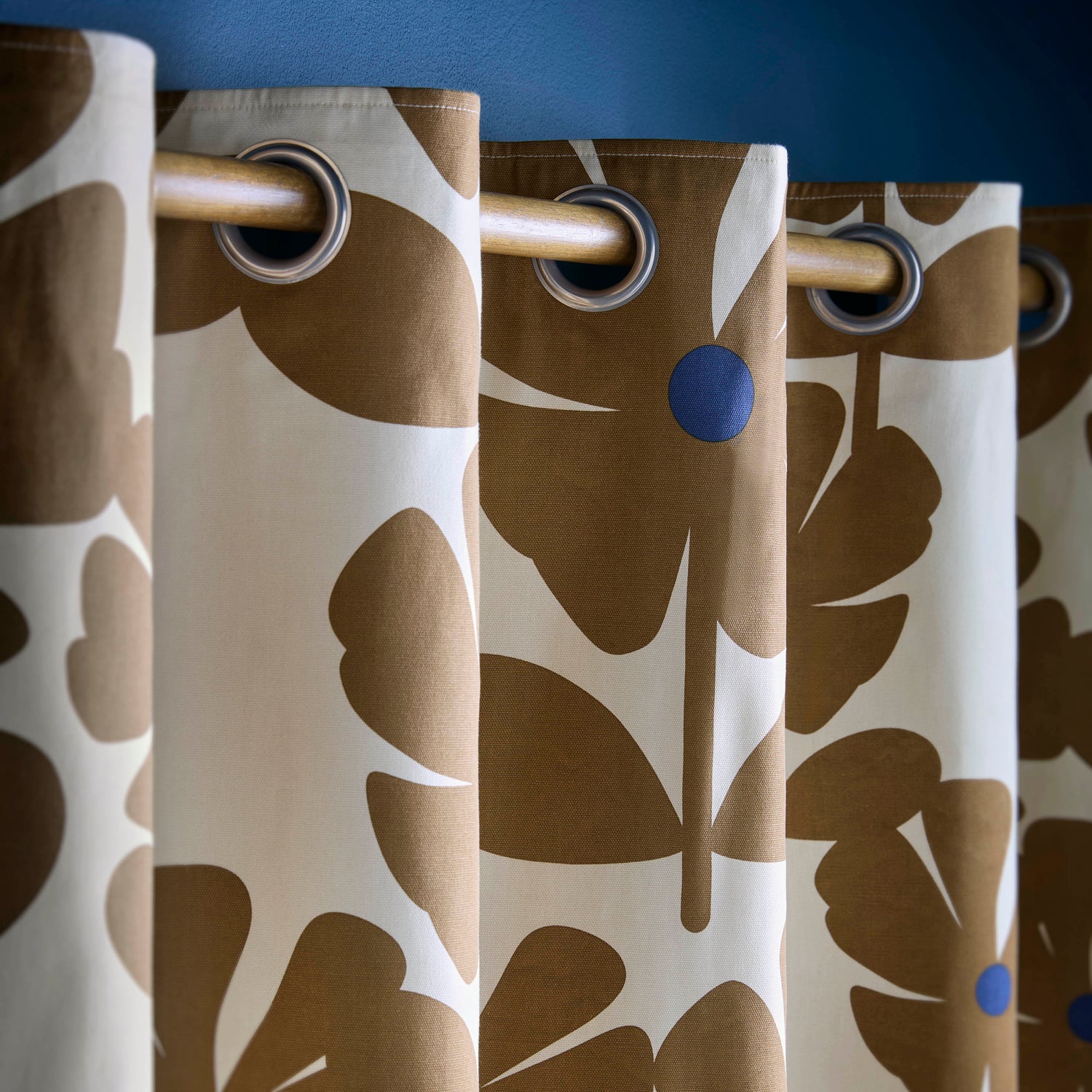 Orla Kiely Wildflower Ready Made Eyelet Curtains Coffee