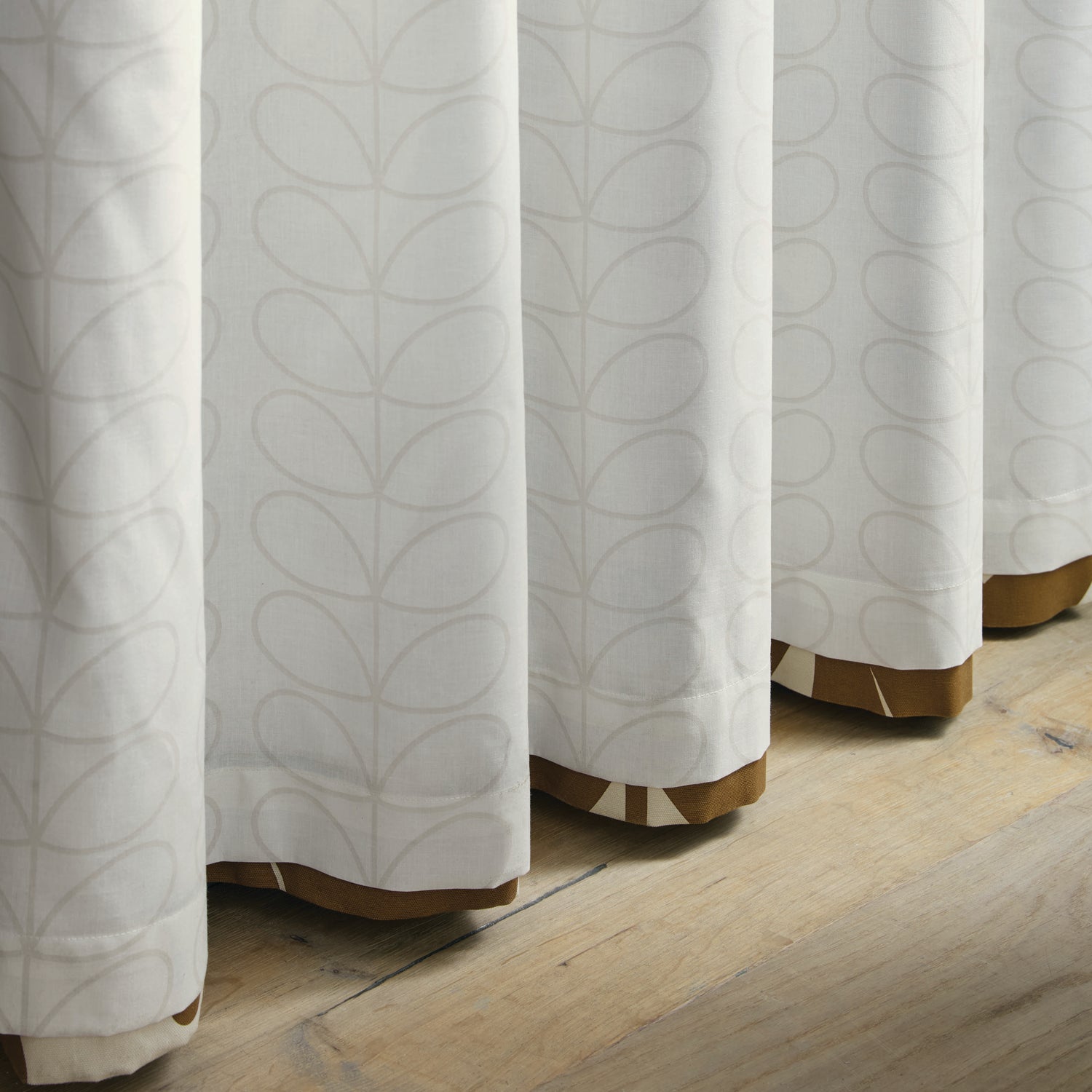Orla Kiely Wildflower Ready Made Eyelet Curtains Coffee