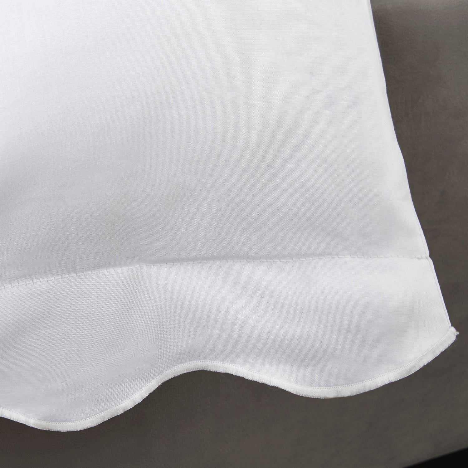 Appletree Boutique Scallop Edge Duvet Cover Bedding Set White