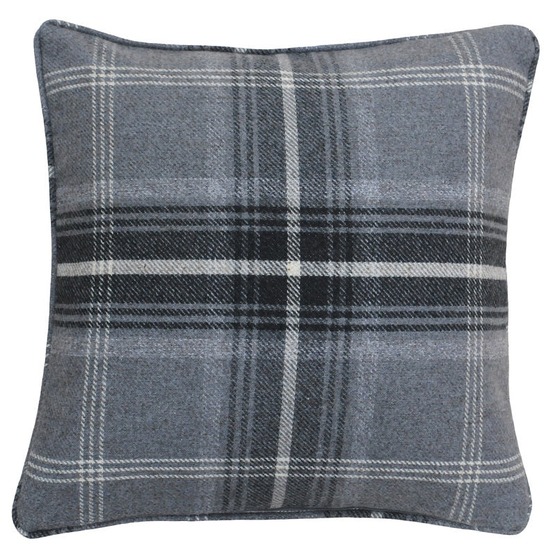 Aviemore Ready Made Lined Eyelet Curtains Grey