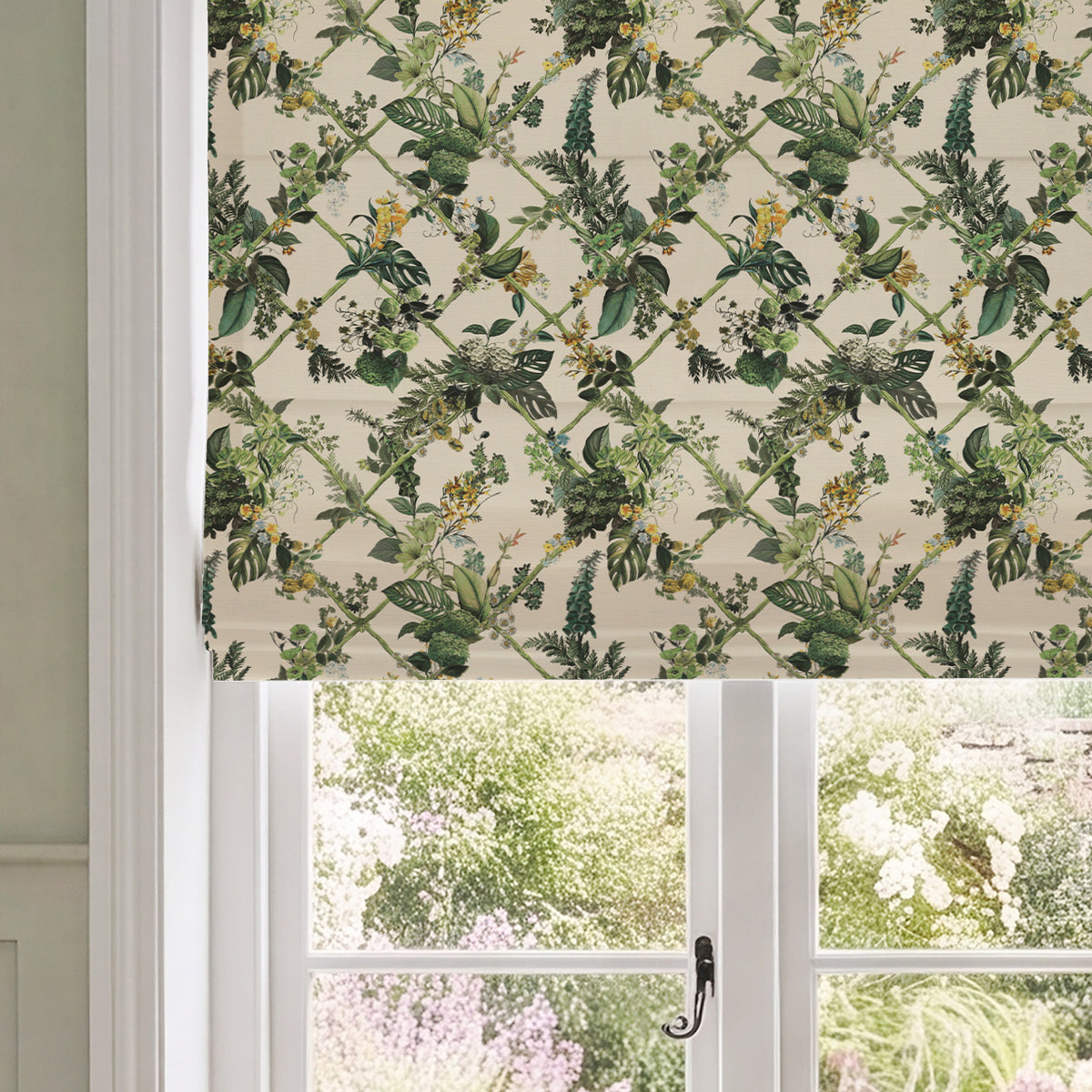 HOUSE Llewelyn-Bowen Cotswold Fantasia Printed Made To Measure Roman Blind Green