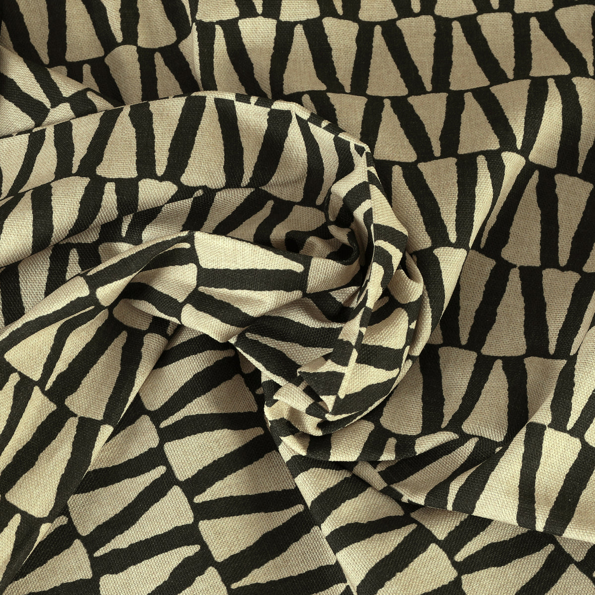 ANTE DECOR Elton Made To Measure Roman Blind Shadow
