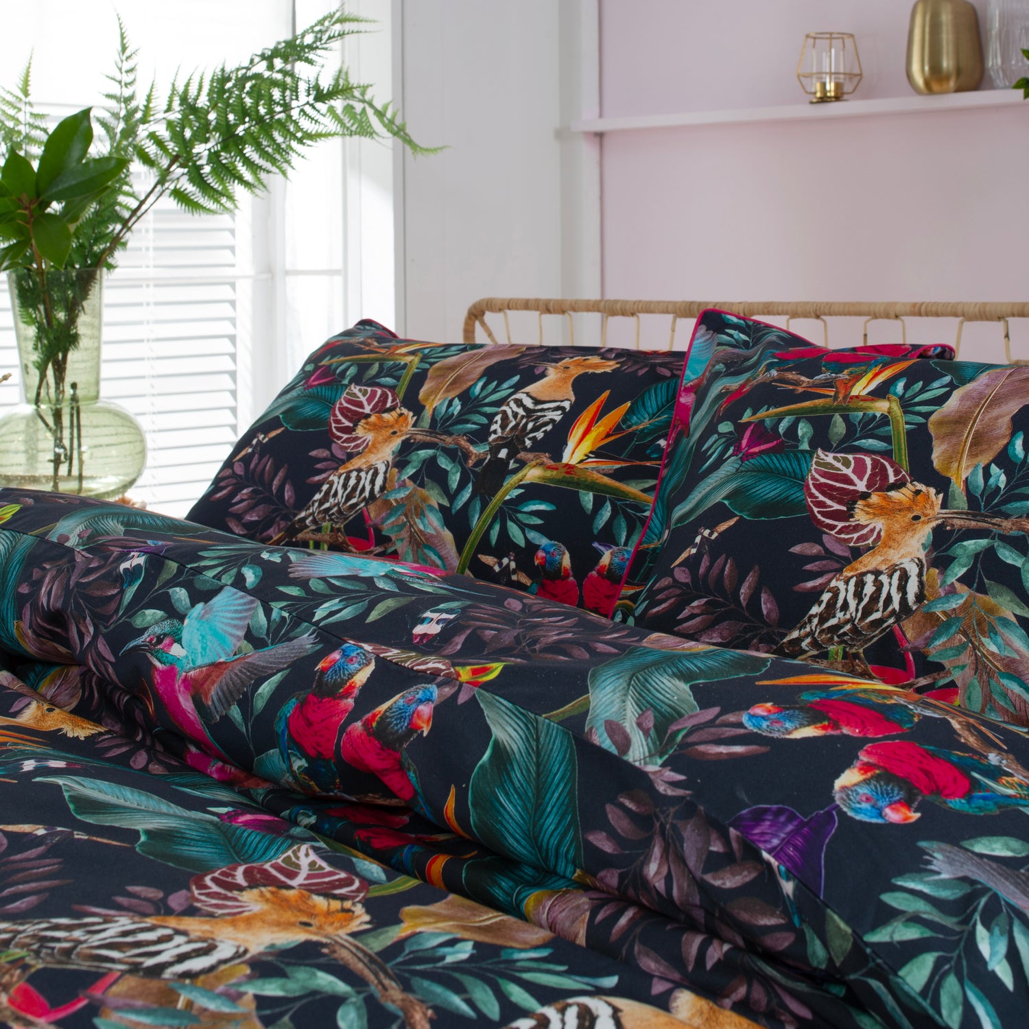 Exotic Birds Printed Duvet Cover Bedding Set Multi