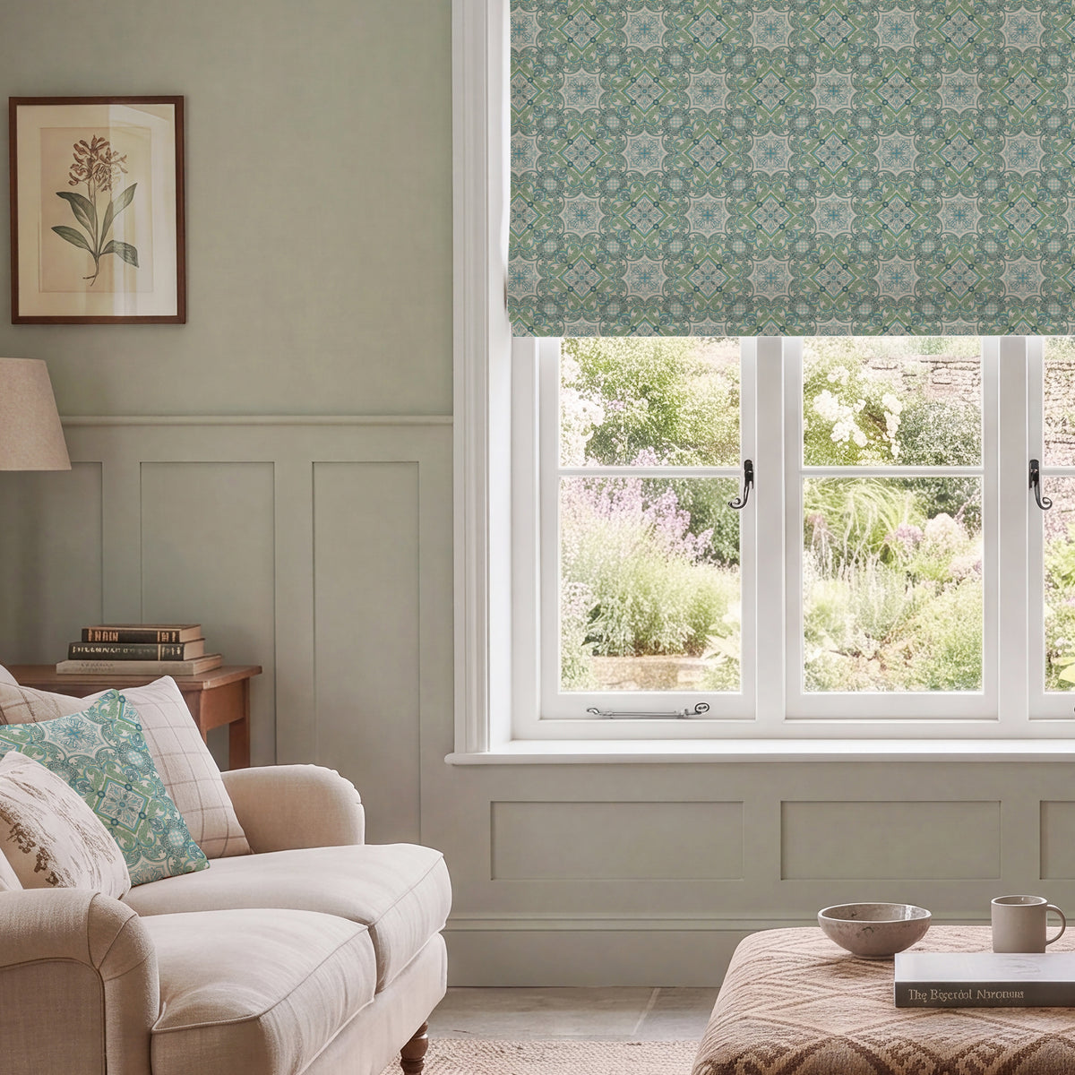 HOUSE Llewelyn-Bowen Festivo Printed Made To Measure Roman Blind Verdrelle