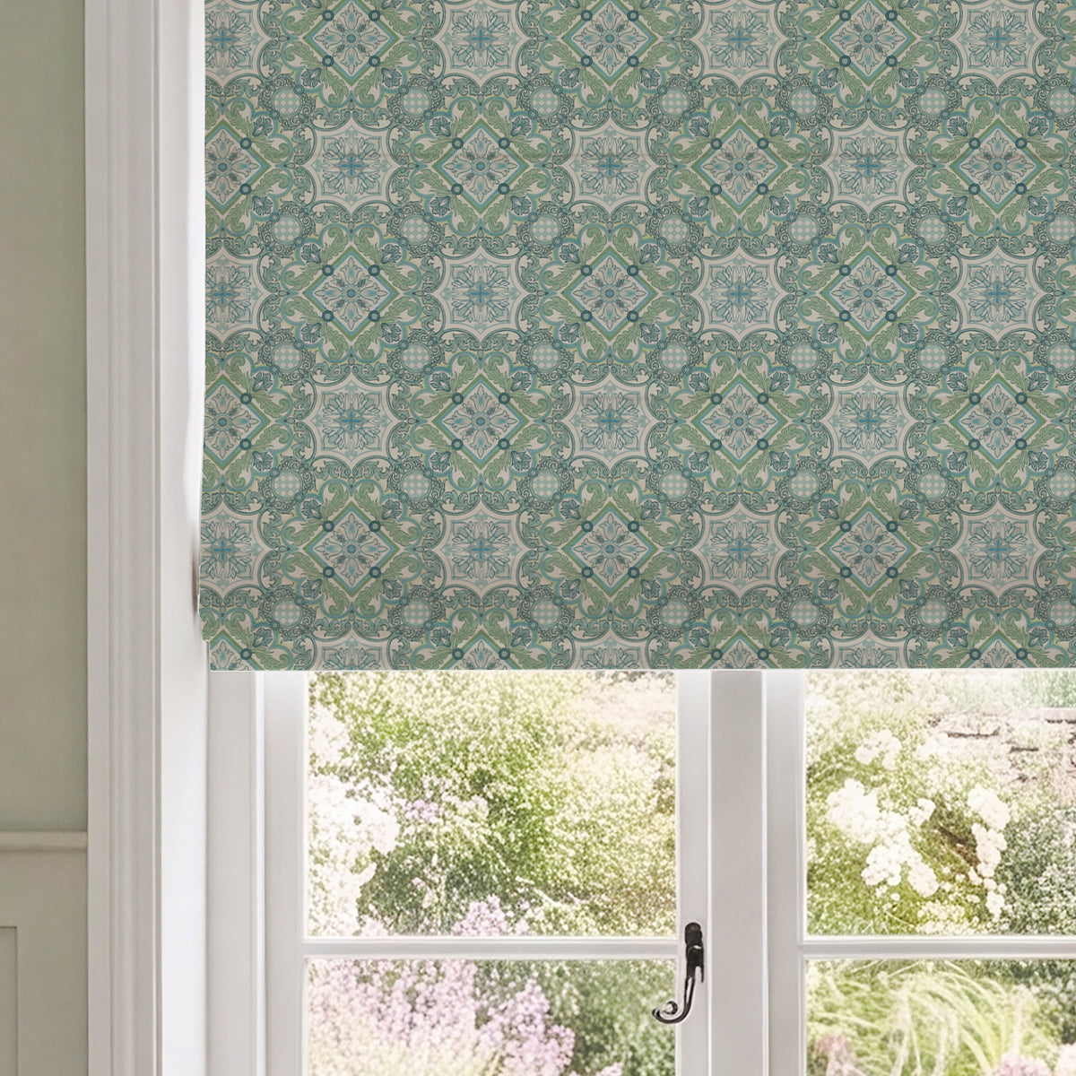 HOUSE Llewelyn-Bowen Festivo Printed Made To Measure Roman Blind Verdrelle