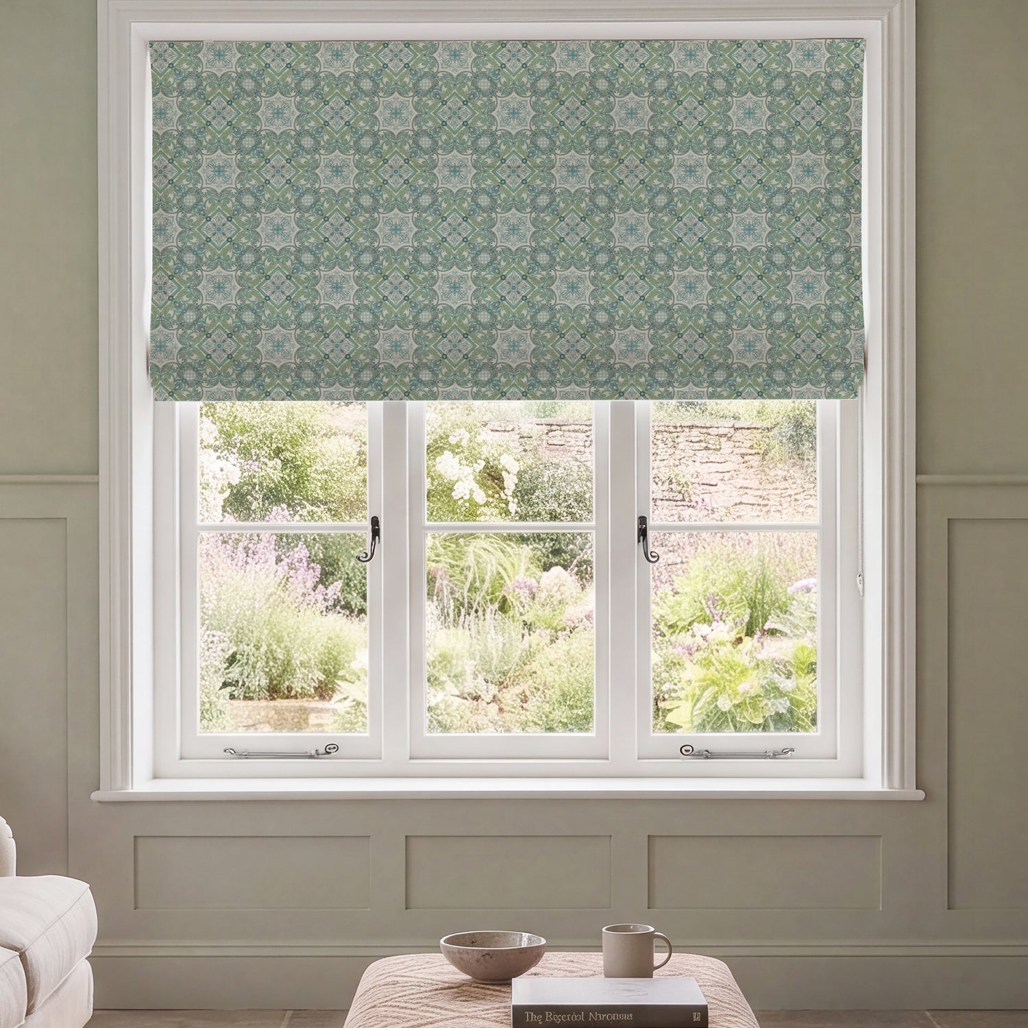HOUSE Llewelyn-Bowen Festivo Printed Made To Measure Roman Blind Verdrelle