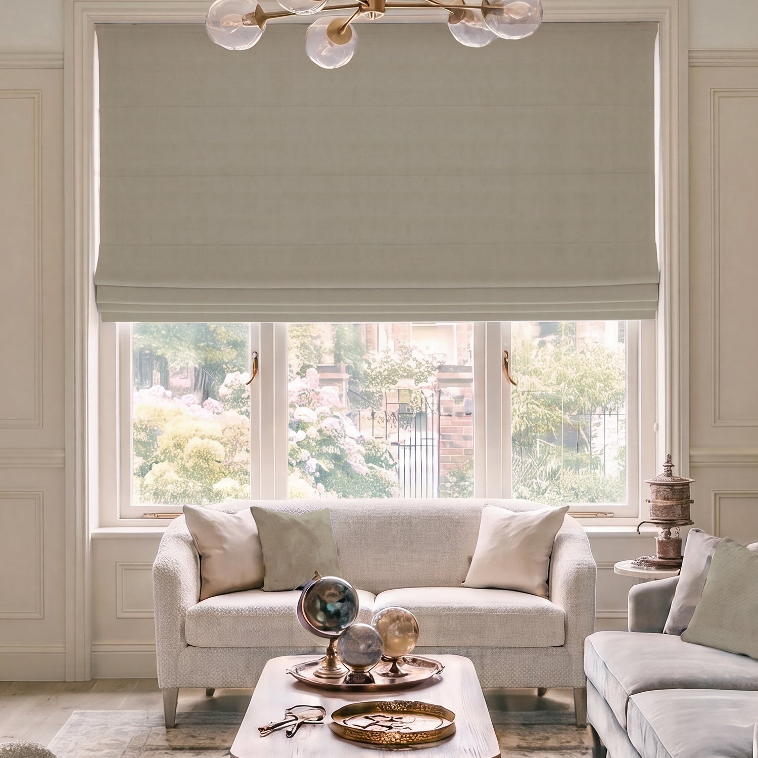 HOUSE Llewelyn-Bowen Tetbury Made To Measure Roman Blind Linen