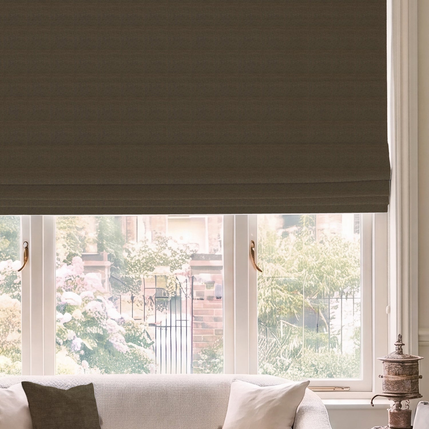 HOUSE Llewelyn-Bowen Tetbury Made To Measure Roman Blind Chestnut