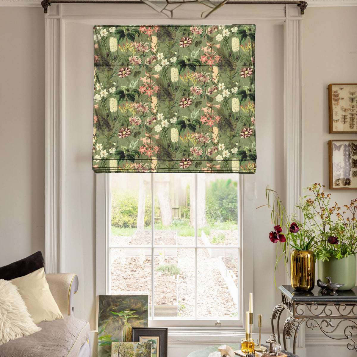 Linda Barker Grandi Floral Velvet Made To Measure Roman Blind Sage