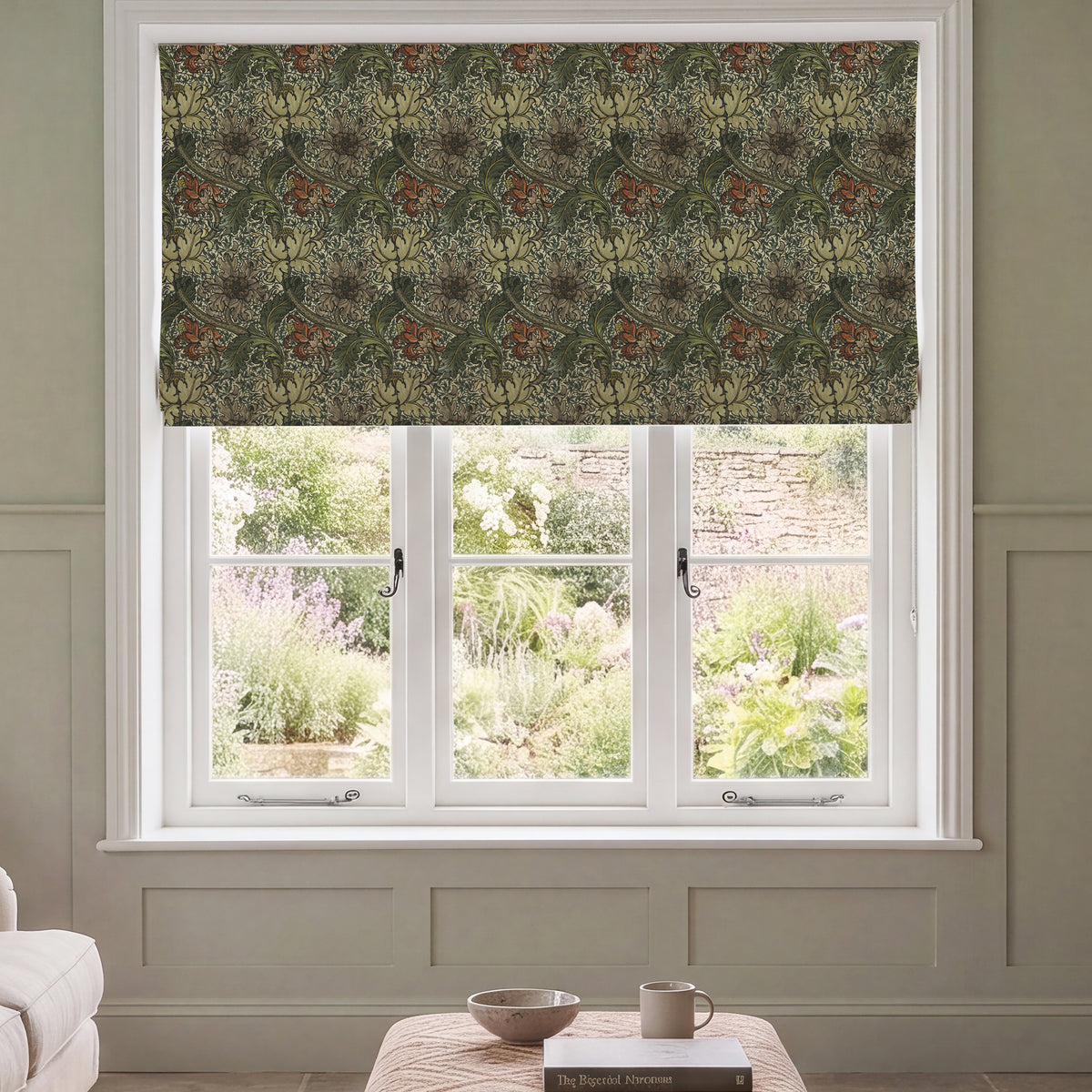 HOUSE Llewelyn-Bowen Morris Major Printed Made To Measure Roman Blind Emberleaf