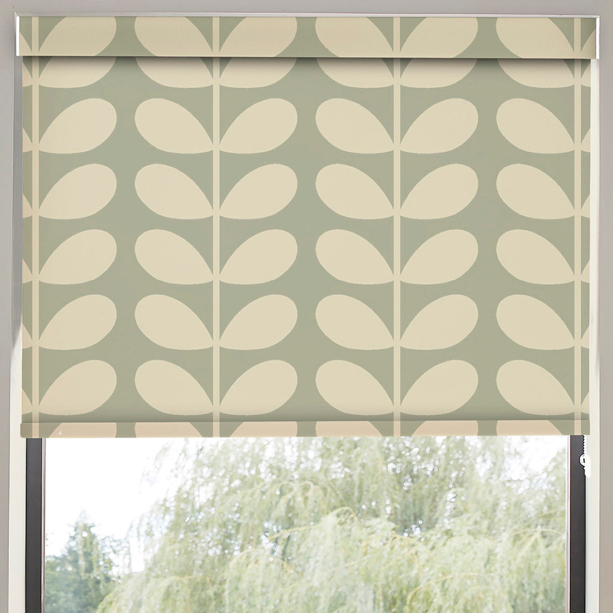Orla Kiely Jumbo Solid Stem Translucent Made to Measure Roller Blind Pebble