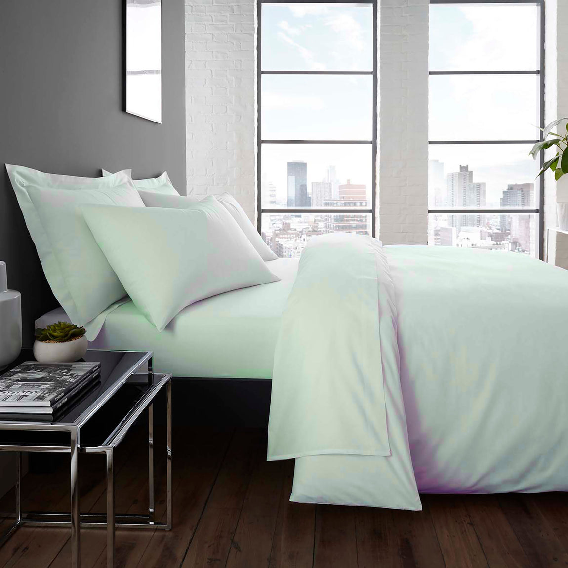 Serene Plain Dyed Pillowcase Green