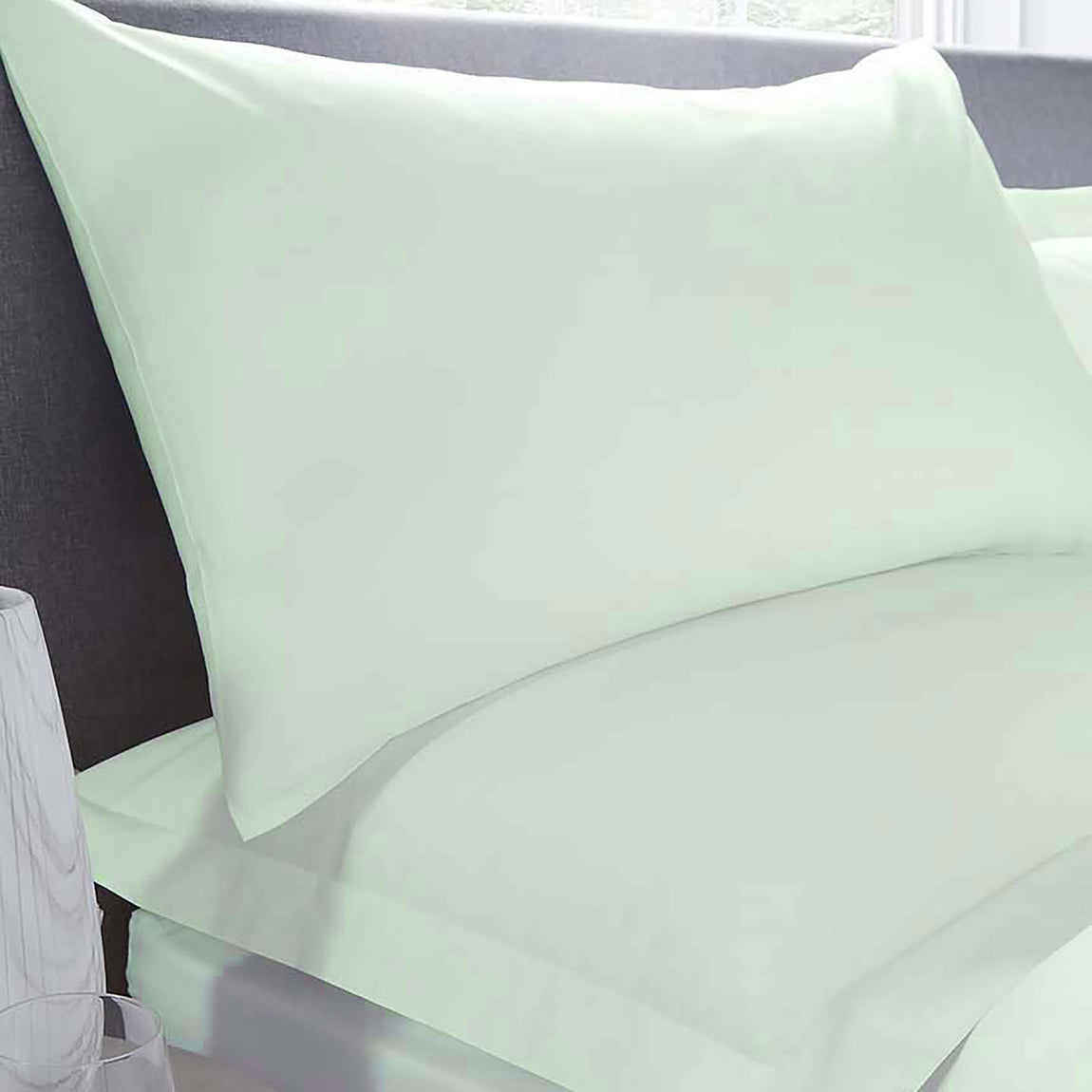 Serene Plain Dyed Pillowcase Green