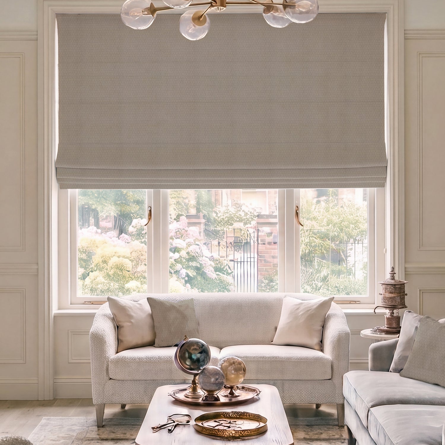 HOUSE Llewelyn-Bowen Oak Leaf Made To Measure Roman Blind Linen